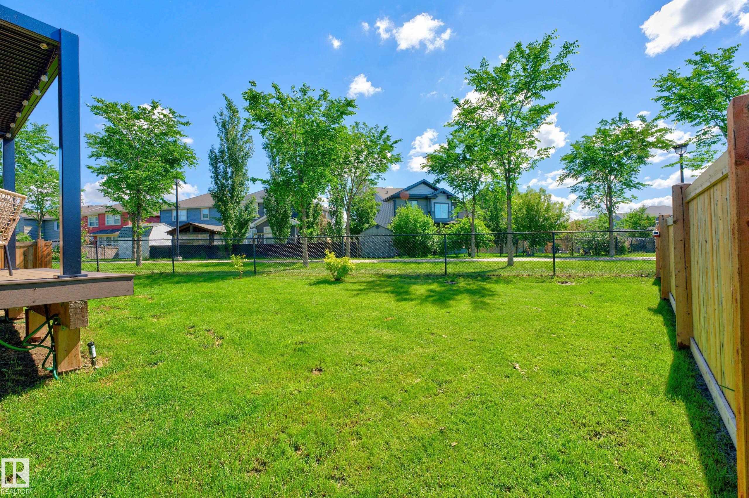 https://zimg.paragon.ice.com/ParagonImages/Property/PM/RAE/225412467/45/0/0/401bbc59505a12cbd333e561bebe779e/1/98aaeaf61cd3eb0a4cfd8b8259cd8bd2/225412467-E19D01AA-A4BC-4310-BA9E-FDAB878CC169.JPG