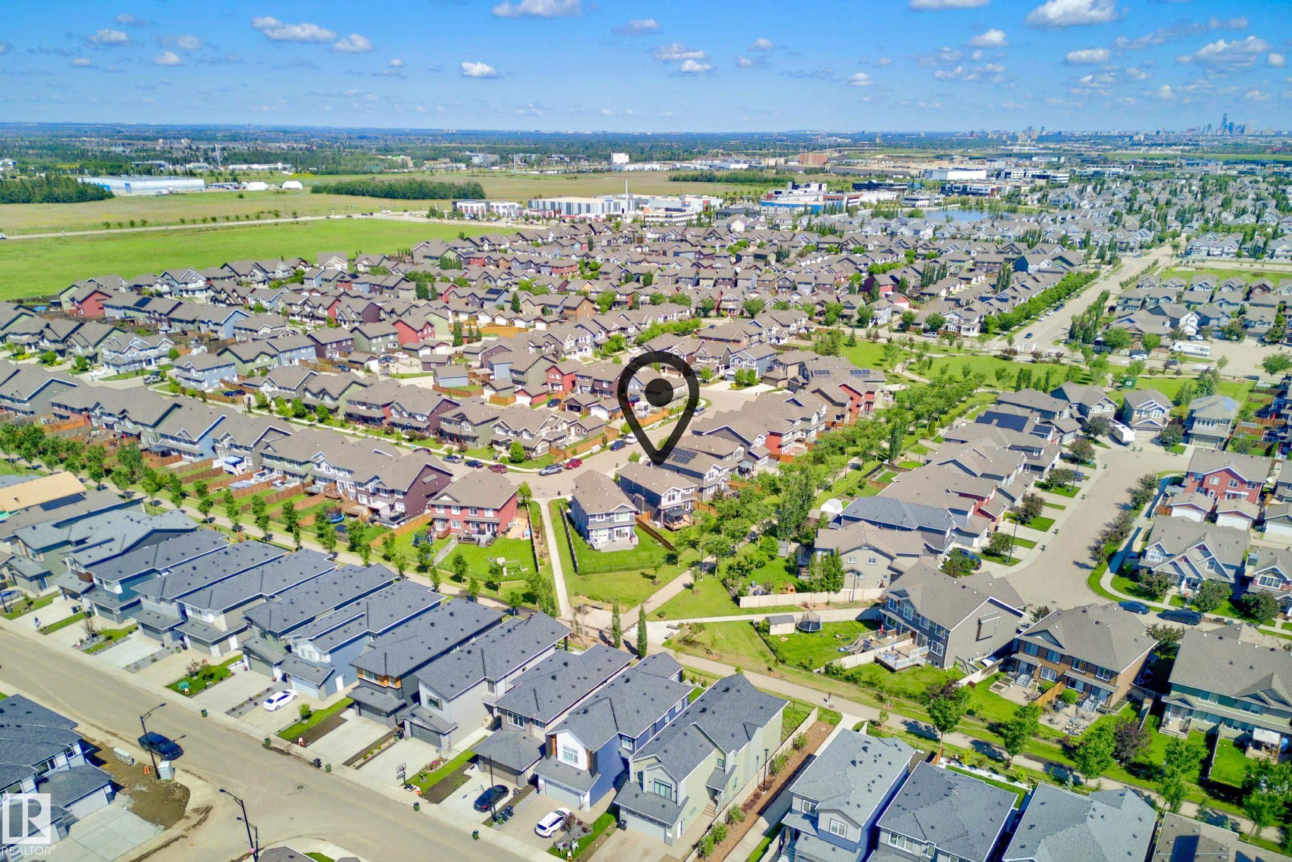 https://zimg.paragon.ice.com/ParagonImages/Property/PM/RAE/225412467/46/0/0/d12b88d54af349d85747cc0a520efb89/1/98aaeaf61cd3eb0a4cfd8b8259cd8bd2/225412467-FC8FD6E9-3E38-4EBA-AC9A-EFFD8131424D.JPG
