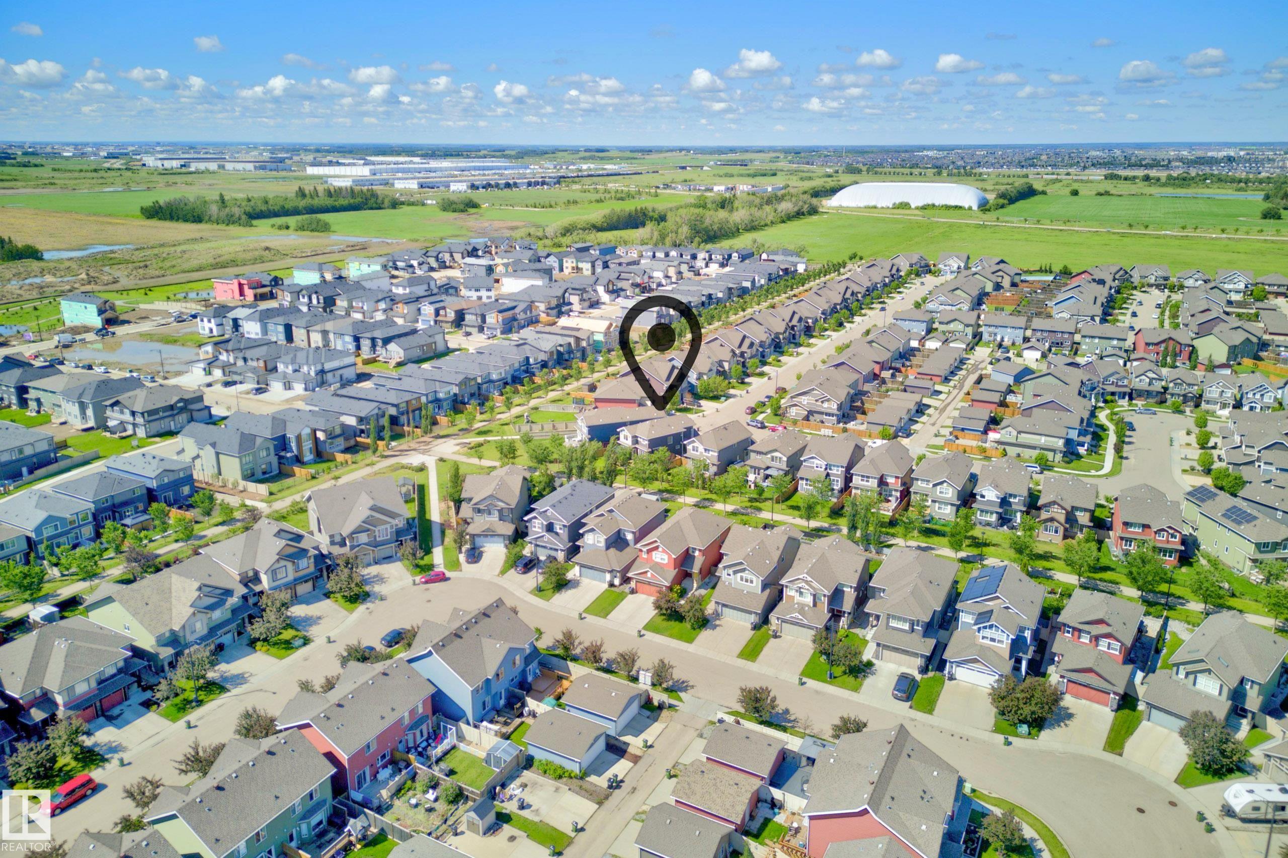 https://zimg.paragon.ice.com/ParagonImages/Property/PM/RAE/225412467/47/0/0/d8495979c1e873ebc2ba1a4c41c28db8/1/98aaeaf61cd3eb0a4cfd8b8259cd8bd2/225412467-0B625926-3662-4A2F-A27A-4CF920AE65BF.JPG