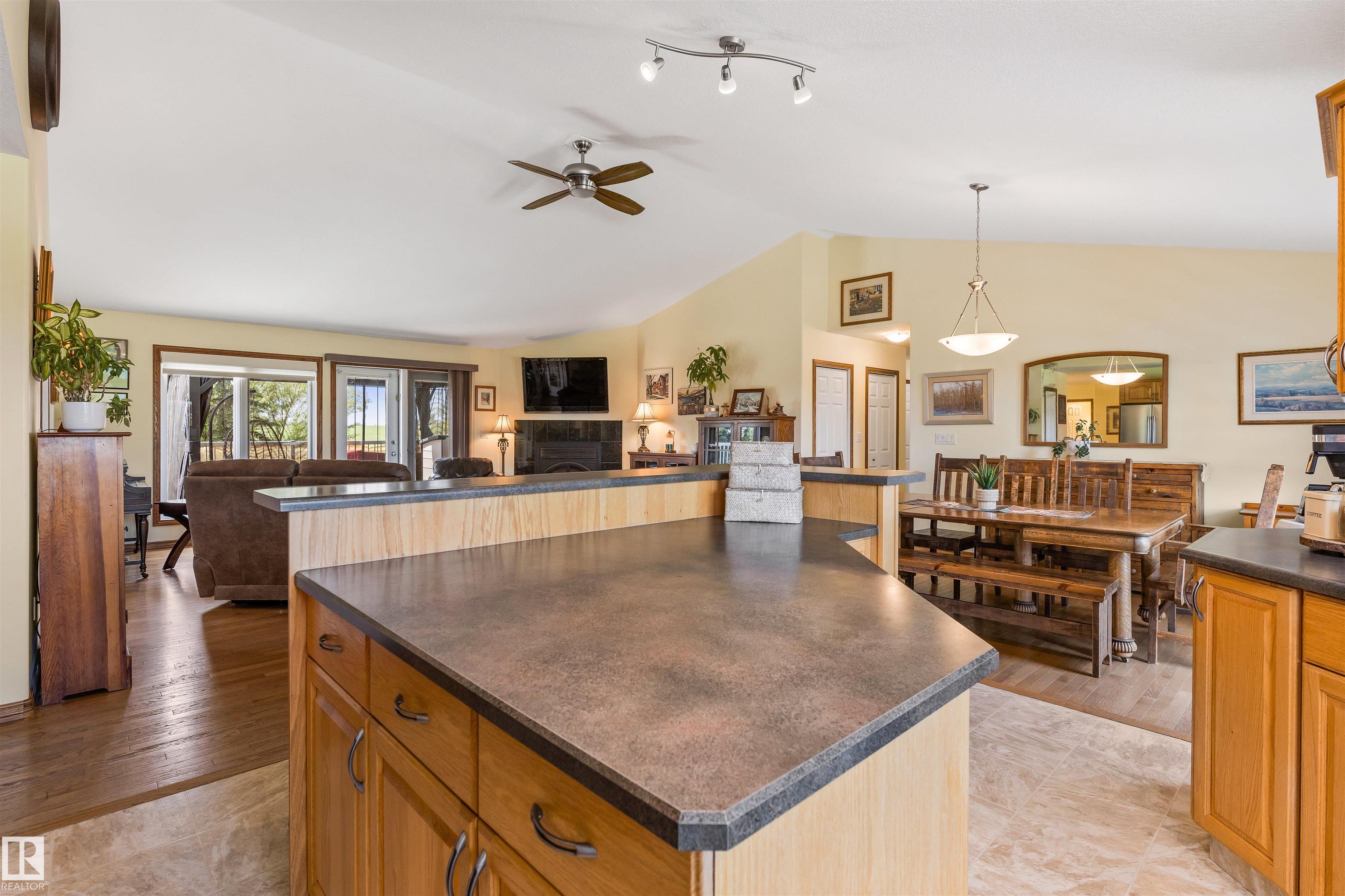 55326 Rge Road 260, None, Rural Sturgeon County