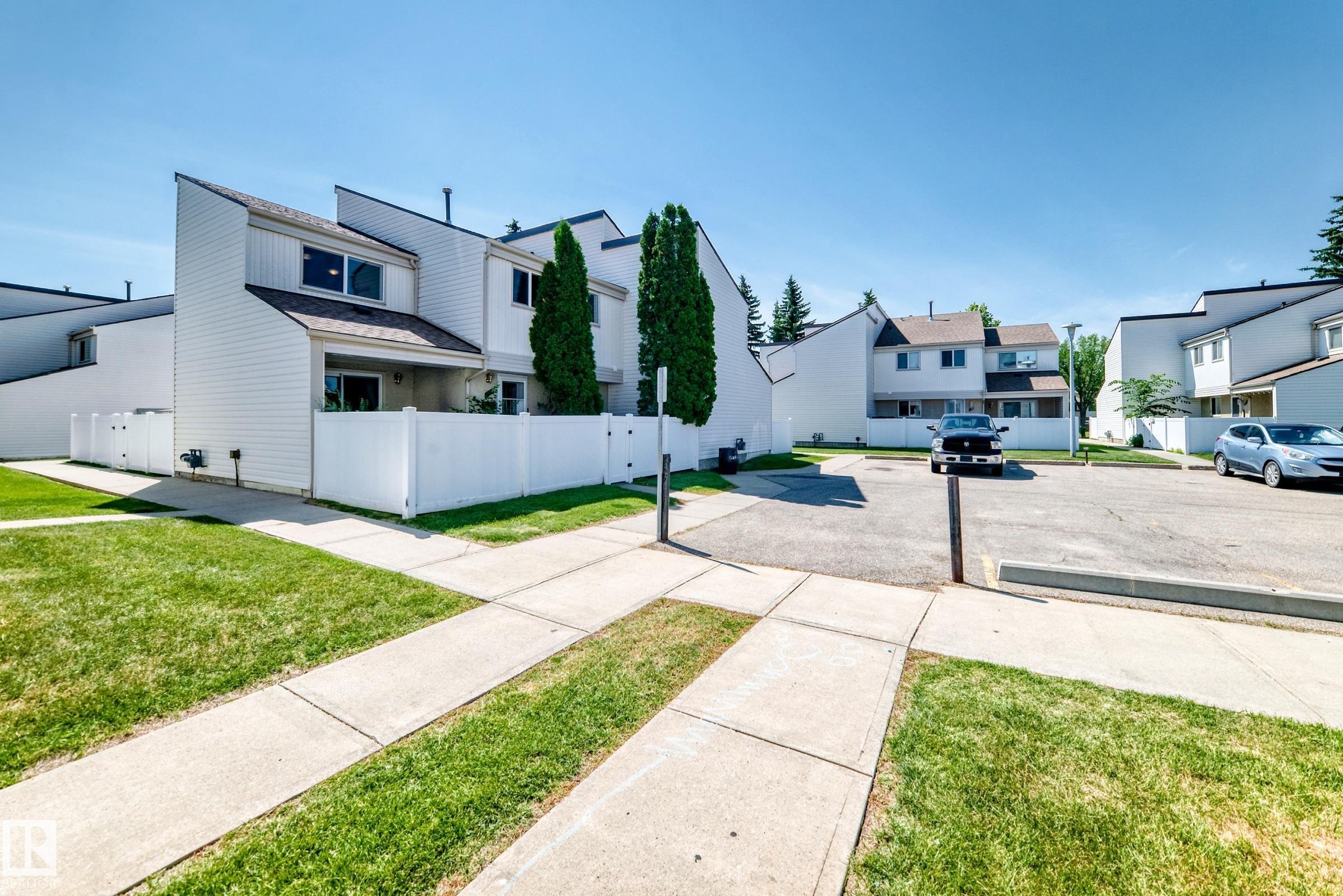 Photo 49 at 22 Woodvale Village NW, Greenview, Edmonton