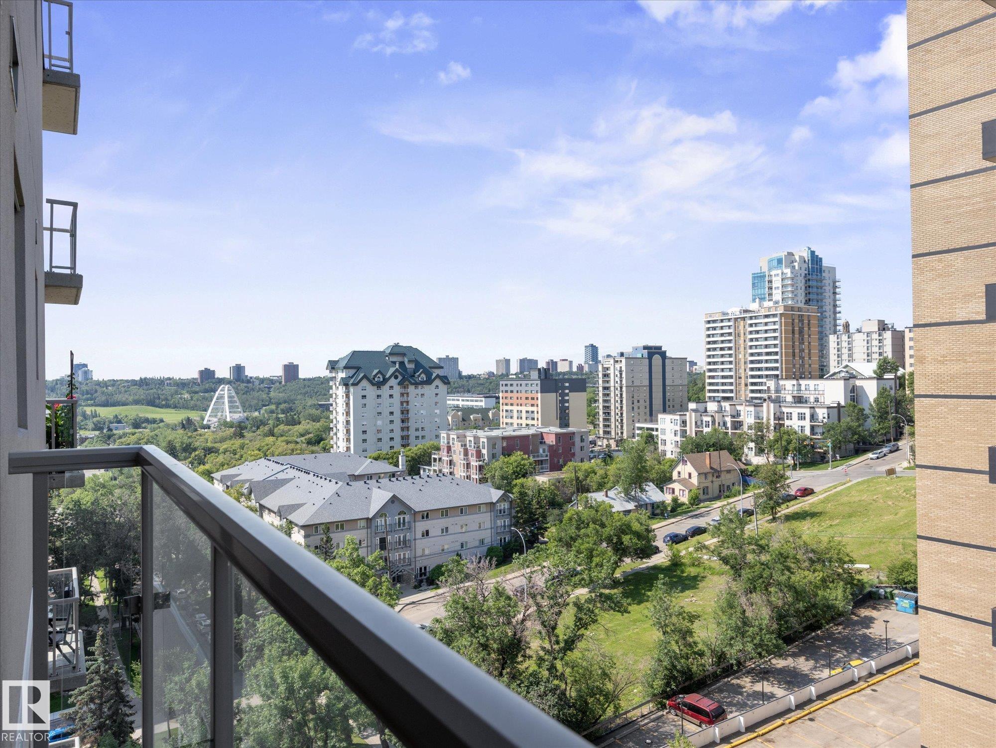 https://zimg.paragon.ice.com/ParagonImages/Property/PM/RAE/225412506/23/0/0/c7f5149da40b1f8491a801af9fed4c1d/1/2b17e9d025fc5659fd377276eb031d0c/225412506-443b04e2-62e7-42cd-b021-56a3742813bc.JPG