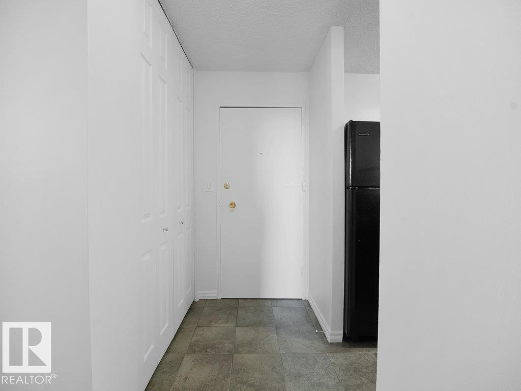 Picture for #912 13910 STONY PLAIN RD NW NW
