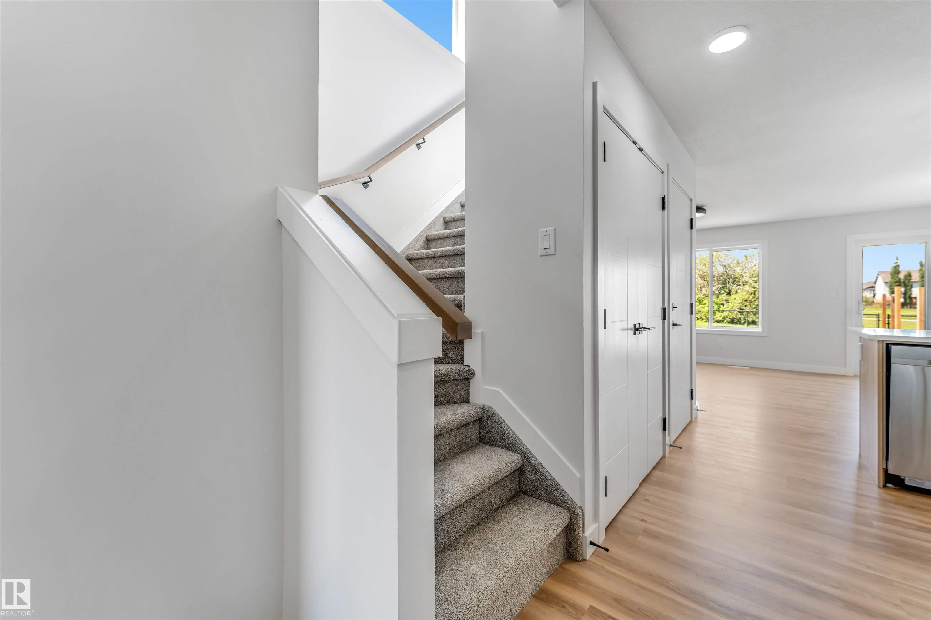 https://zimg.paragon.ice.com/ParagonImages/Property/PM/RAE/225412524/12/0/0/b8d481137c4d62f0717a5a9d64c44c62/1/f15a23428426346837aa325e7fa605fa/225412524-00bc22b6-93fa-4845-a459-45006d87e16d.JPG