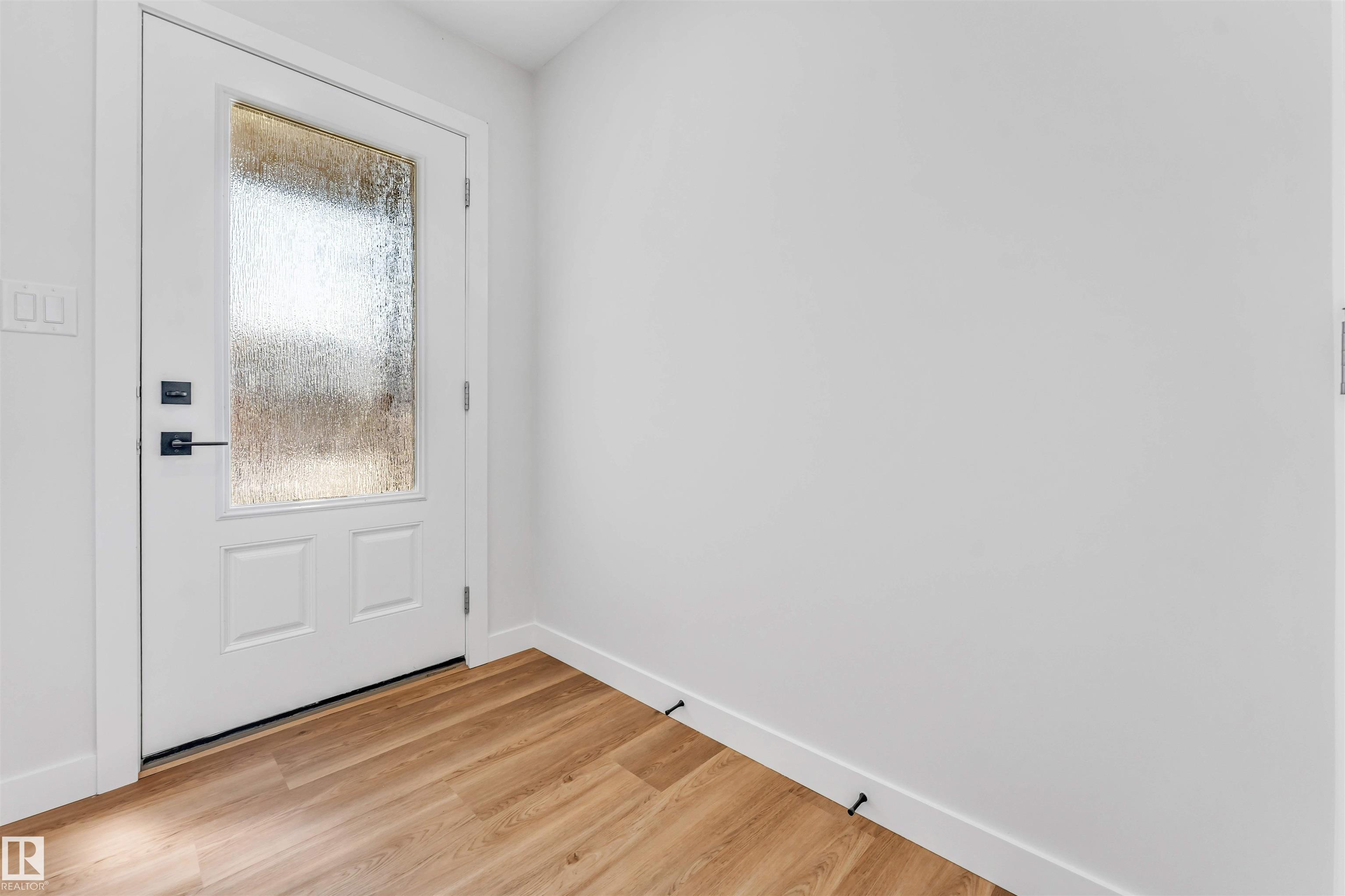 https://zimg.paragon.ice.com/ParagonImages/Property/PM/RAE/225412524/8/0/0/4e80ebe843e327fc5e43e132313428cf/1/f15a23428426346837aa325e7fa605fa/225412524-57e5a682-a28a-430b-a927-2c8d25e2dca6.JPG