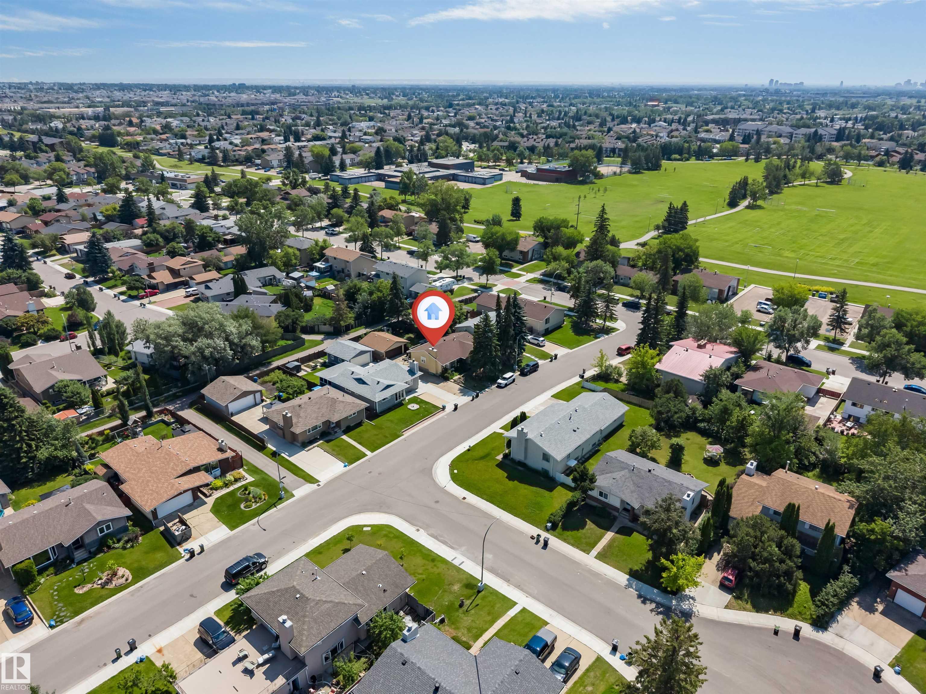 Photo 3 at 16411 106 Street NW, Lorelei, Edmonton