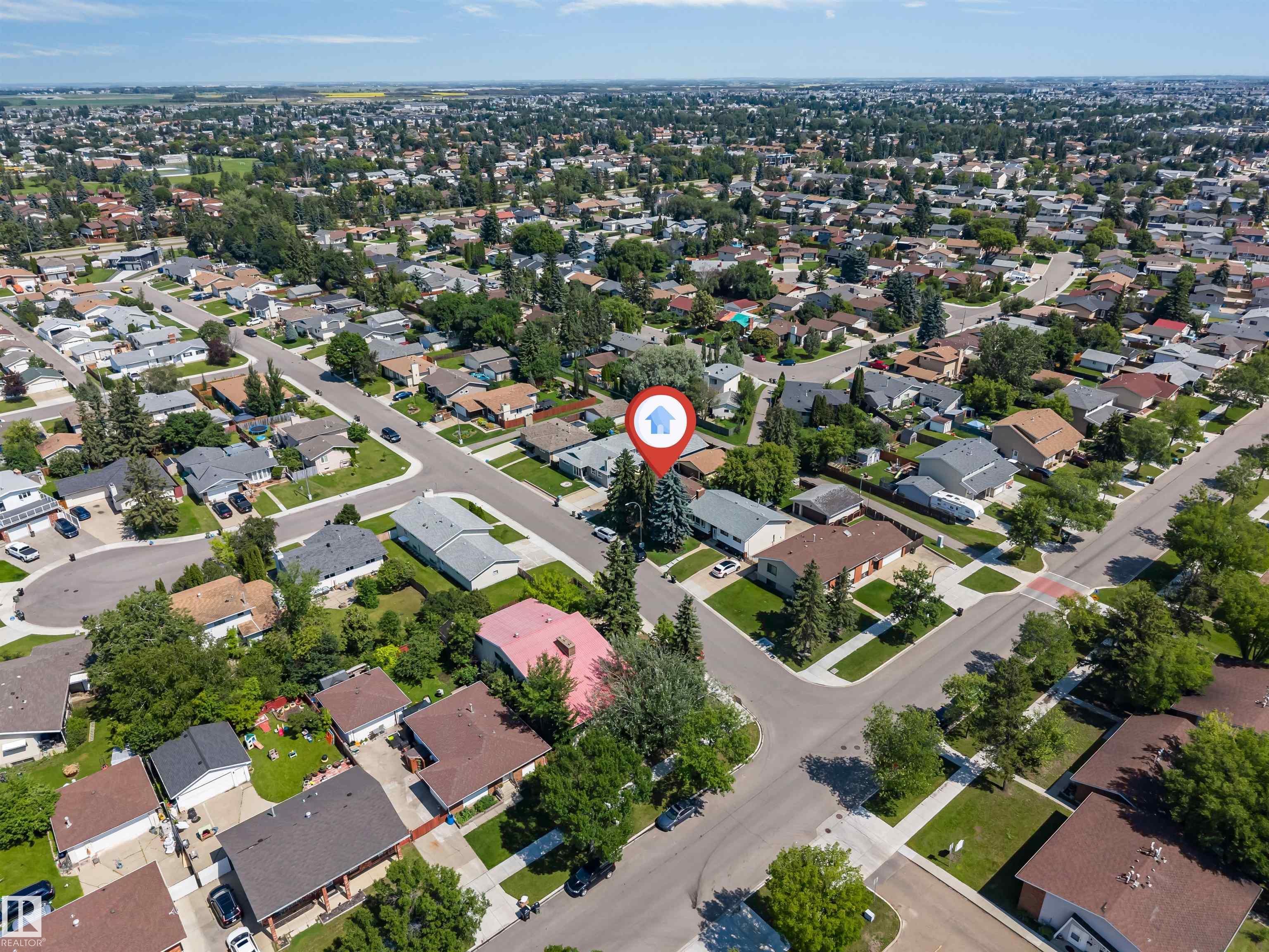 Photo 4 at 16411 106 Street NW, Lorelei, Edmonton