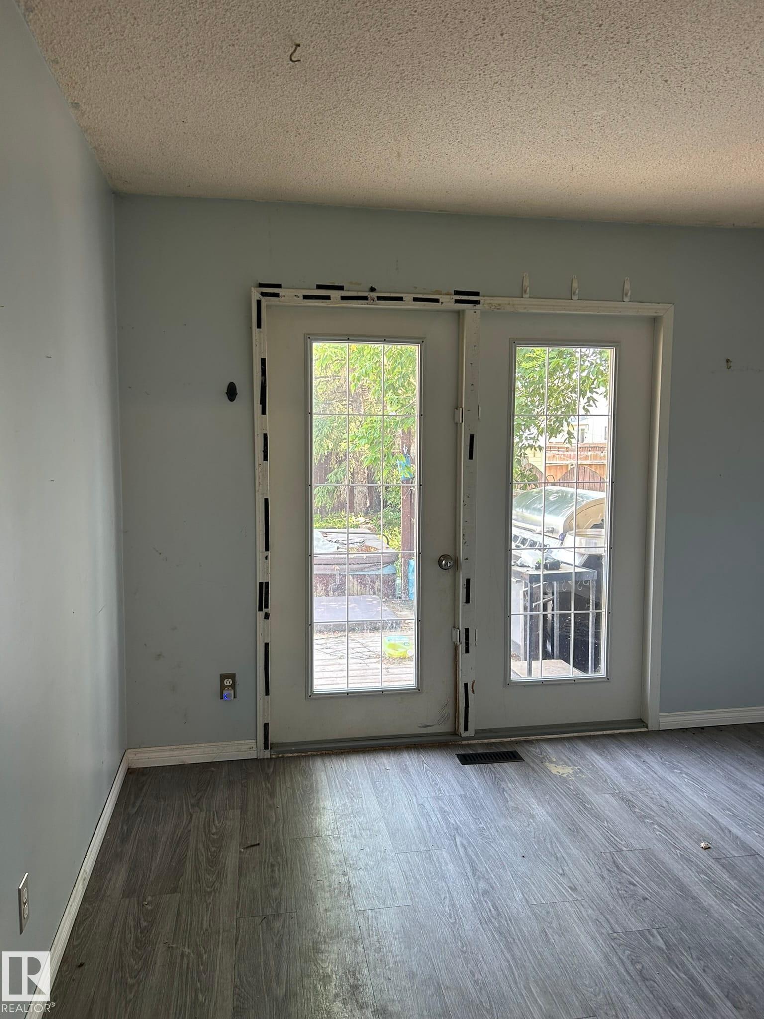 Photo 9 at 16411 106 Street NW, Lorelei, Edmonton