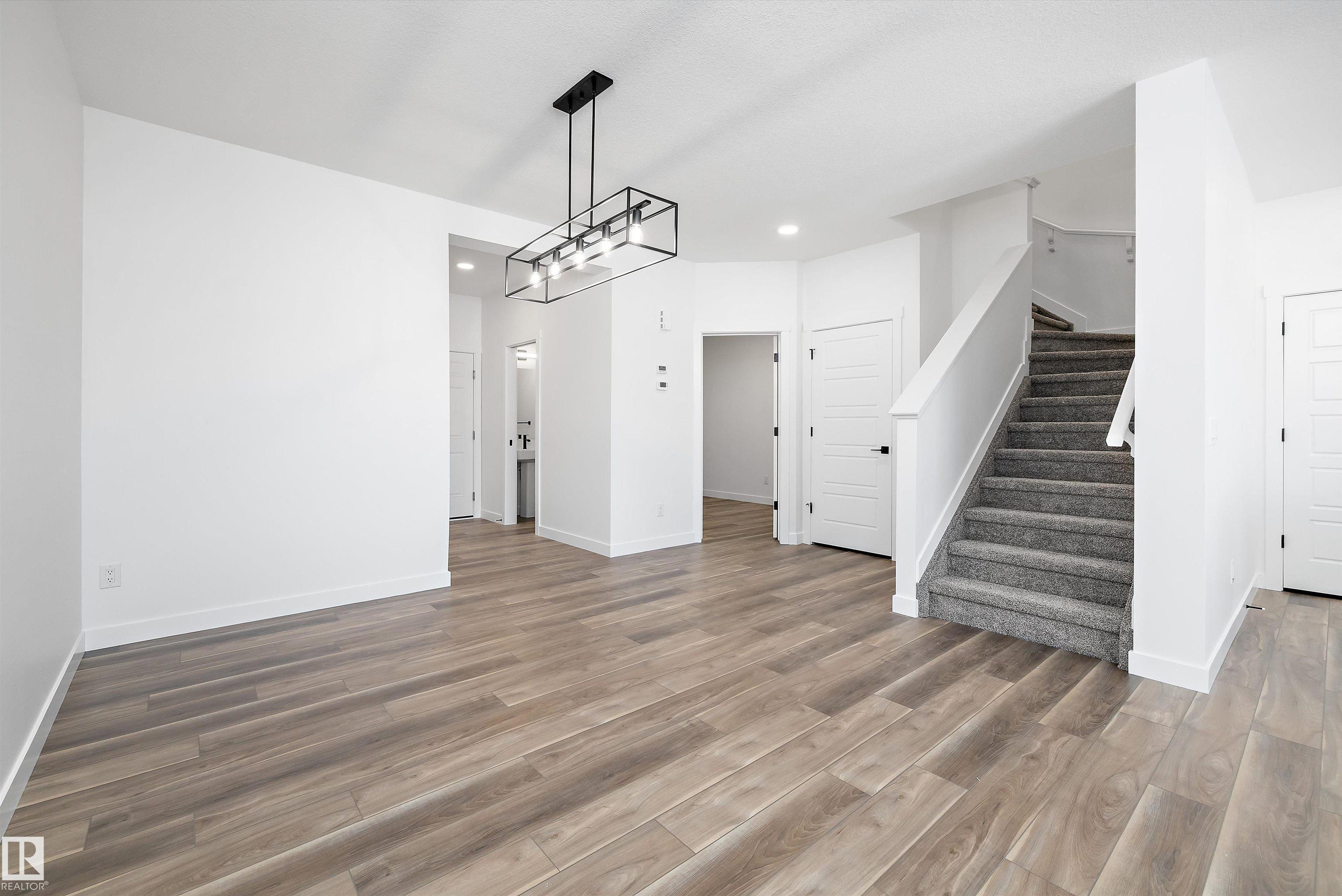Picture for 19304 29 AV NW
