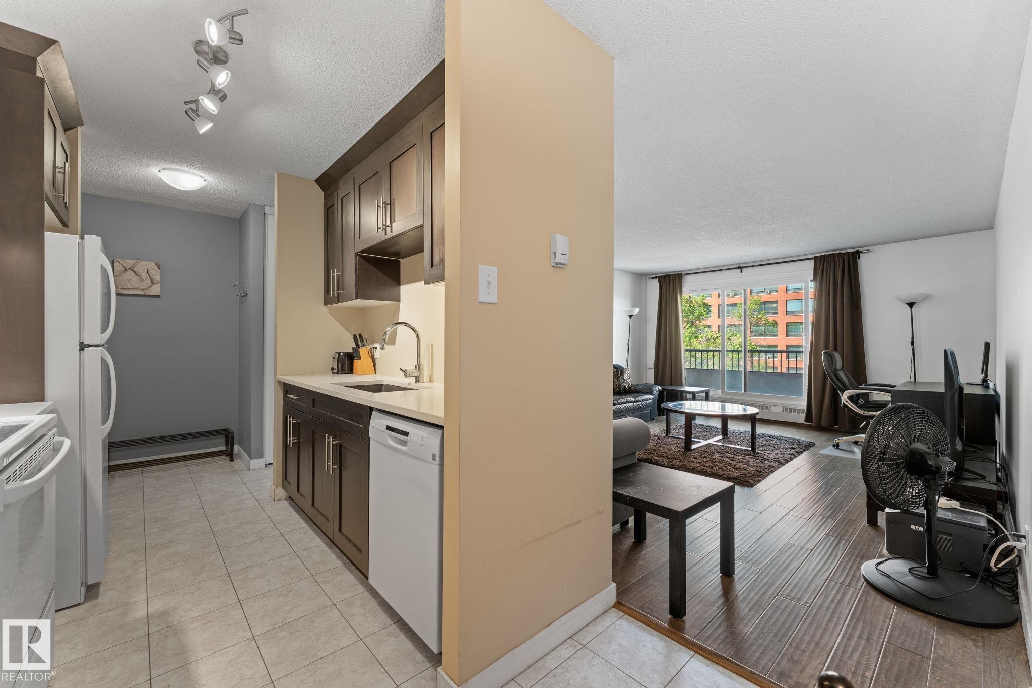 Photo 7 at 503 - 10175 114 Street NW, Wîhkwêntôwin, Edmonton