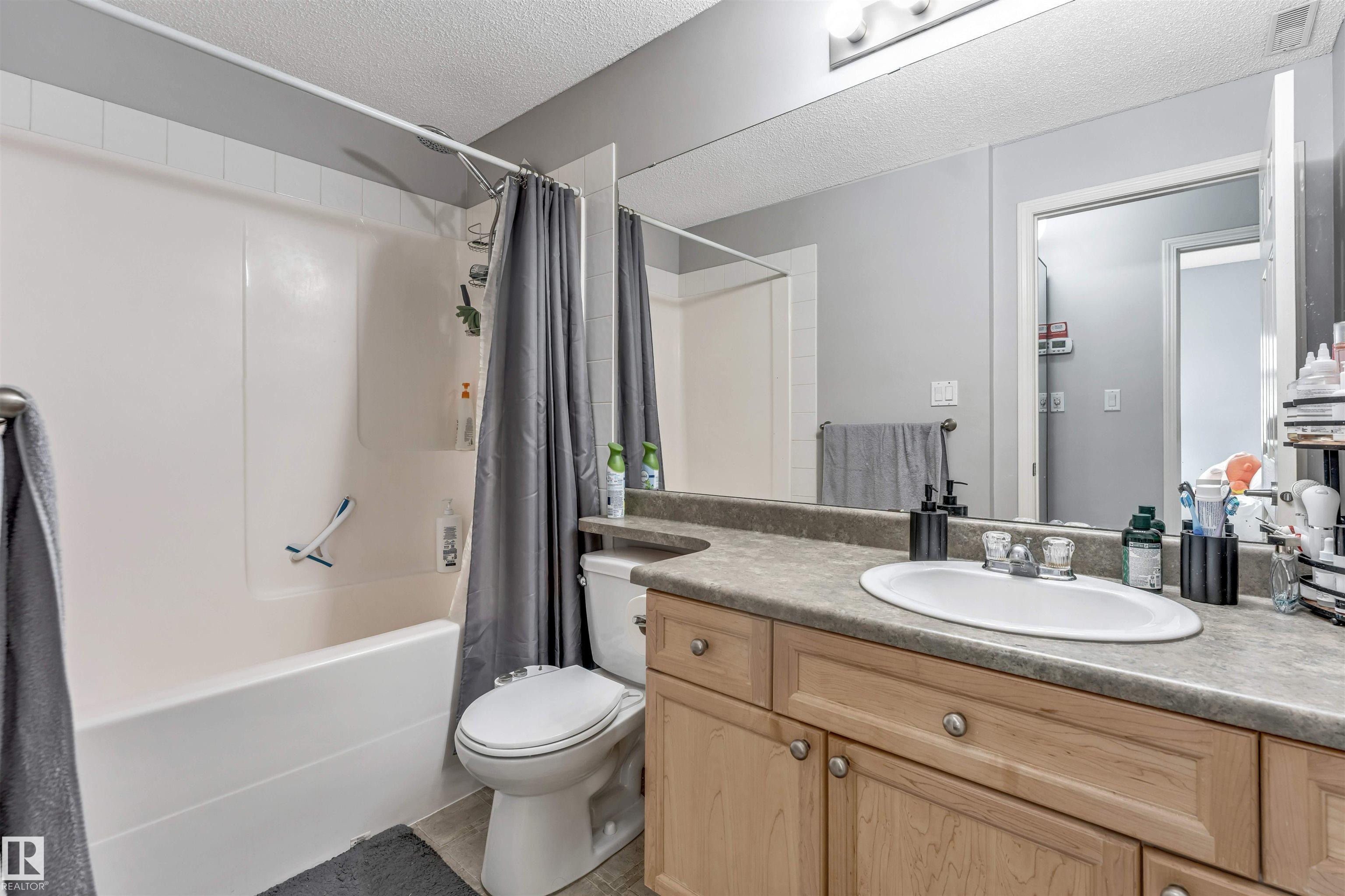 Photo 17 at 102 - 3040 Spence Wynd SW, Summerside, Edmonton