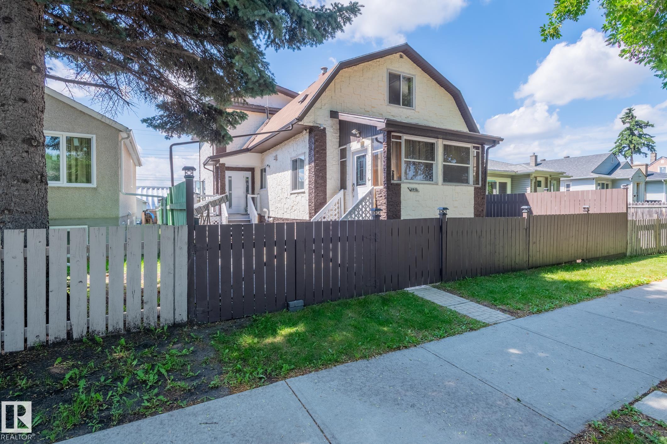 11916 71 Street NW, Montrose, Edmonton