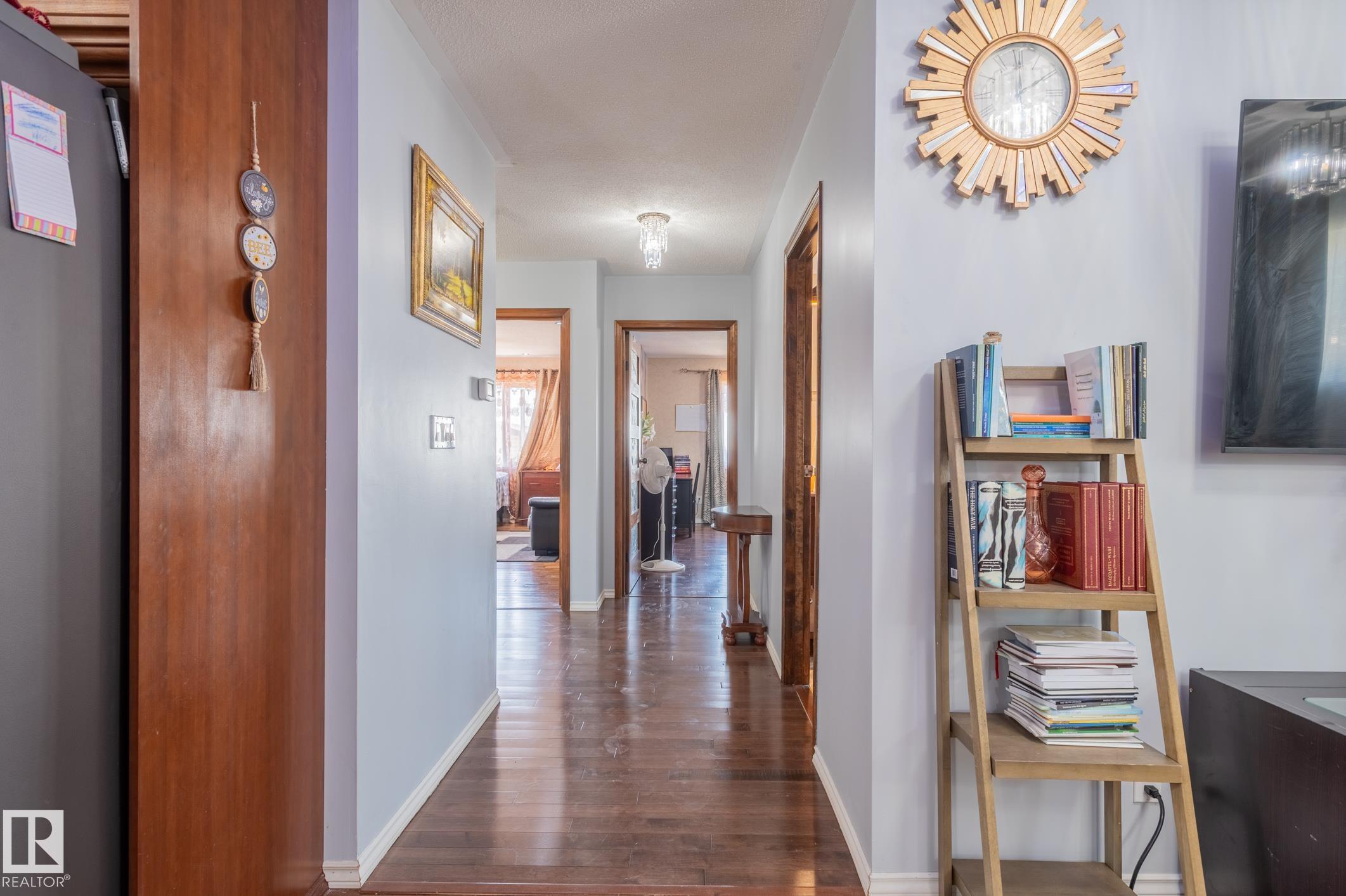 Photo 13 at 11916 71 Street NW, Montrose, Edmonton