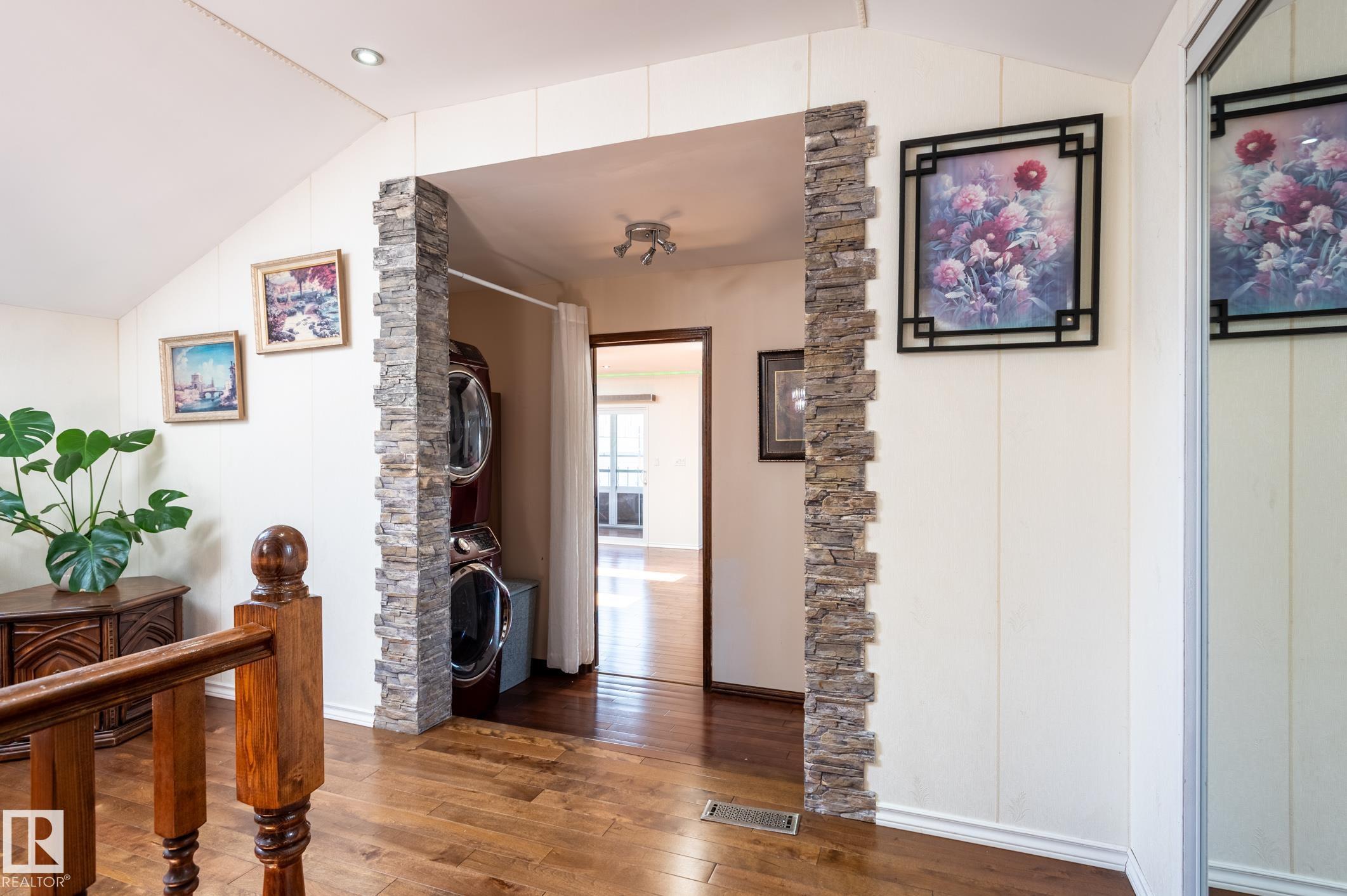 Photo 27 at 11916 71 Street NW, Montrose, Edmonton