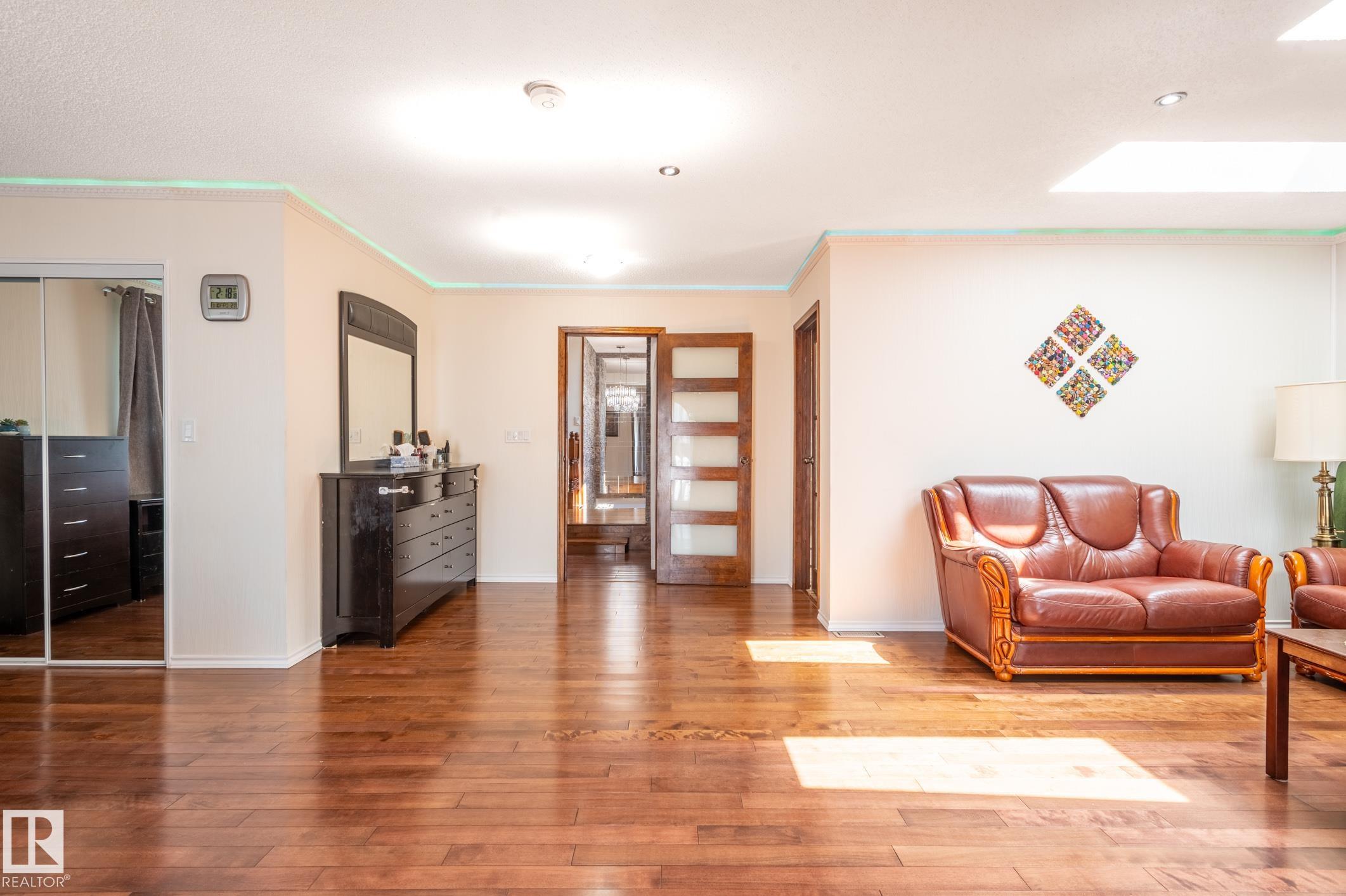 Photo 34 at 11916 71 Street NW, Montrose, Edmonton