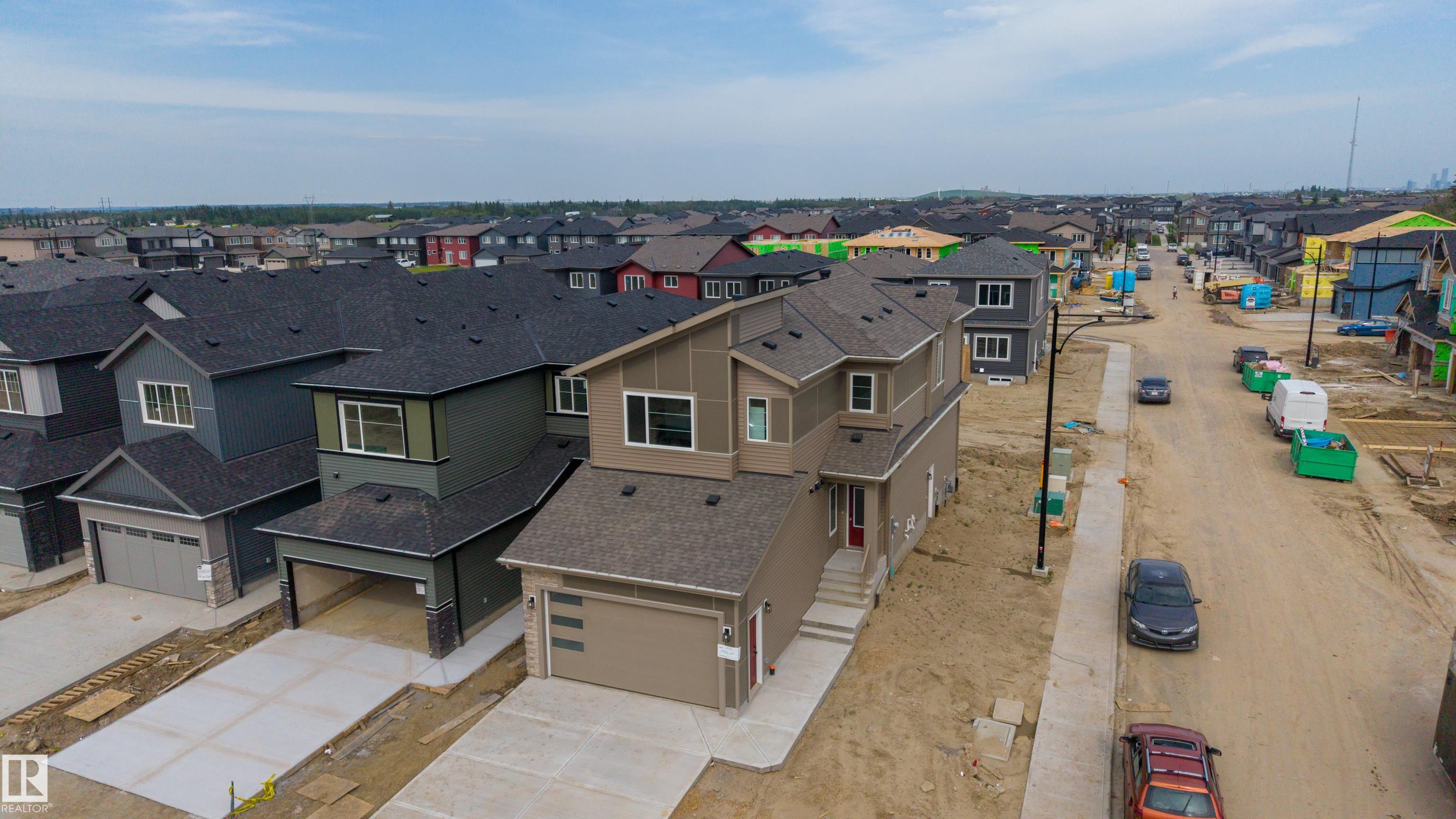 Photo 39 at 1772 Crossbill Loop NW, Kinglet Gardens, Edmonton