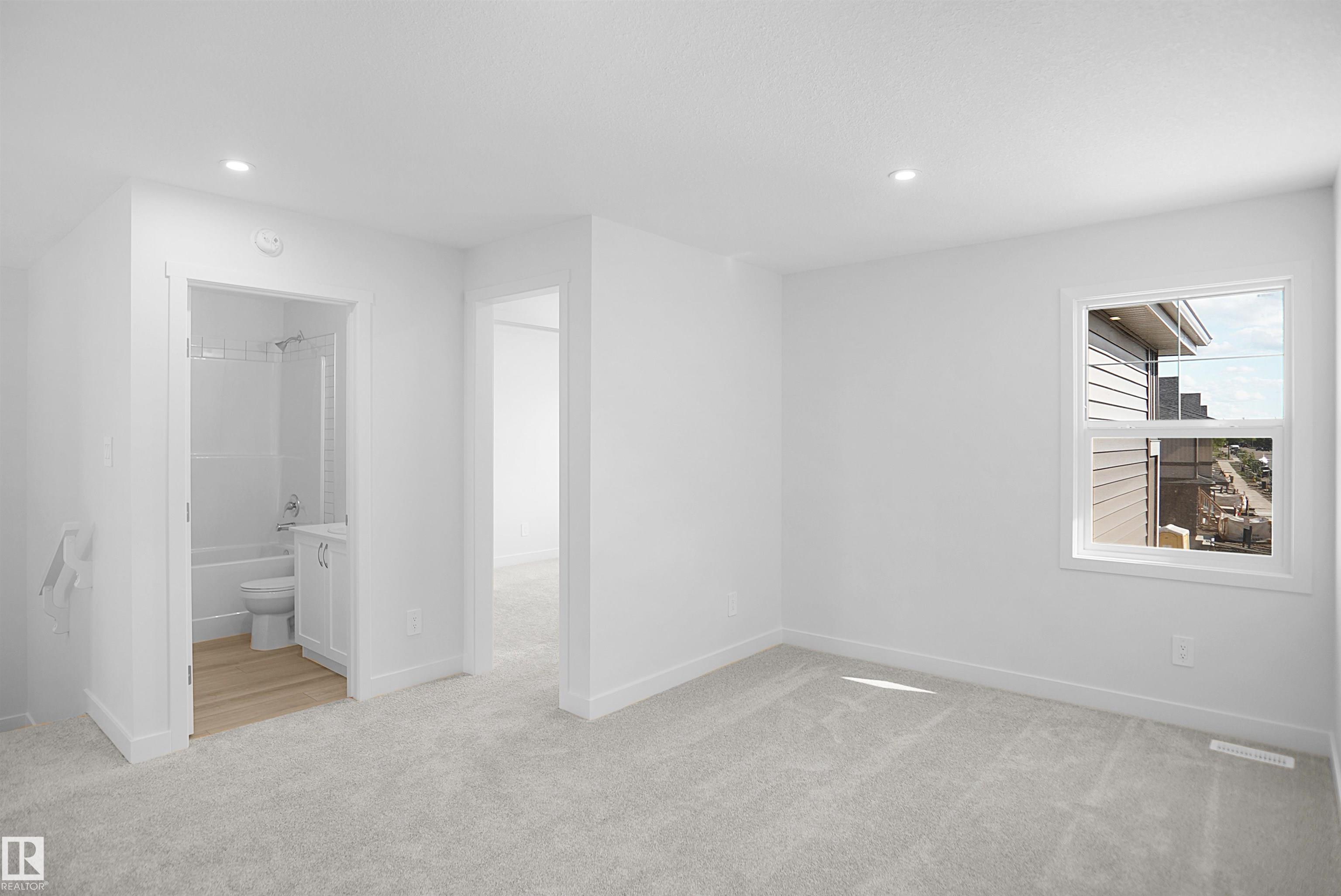 https://zimg.paragon.ice.com/ParagonImages/Property/PM/RAE/225412553/18/0/0/f7f7dc46695c12839752e432fbc26827/1/f471967443f73ee1fb3ba6b5b9fdf460/225412553-A1D7E293-4060-47B8-B39A-5FAA8A346F8D.JPG