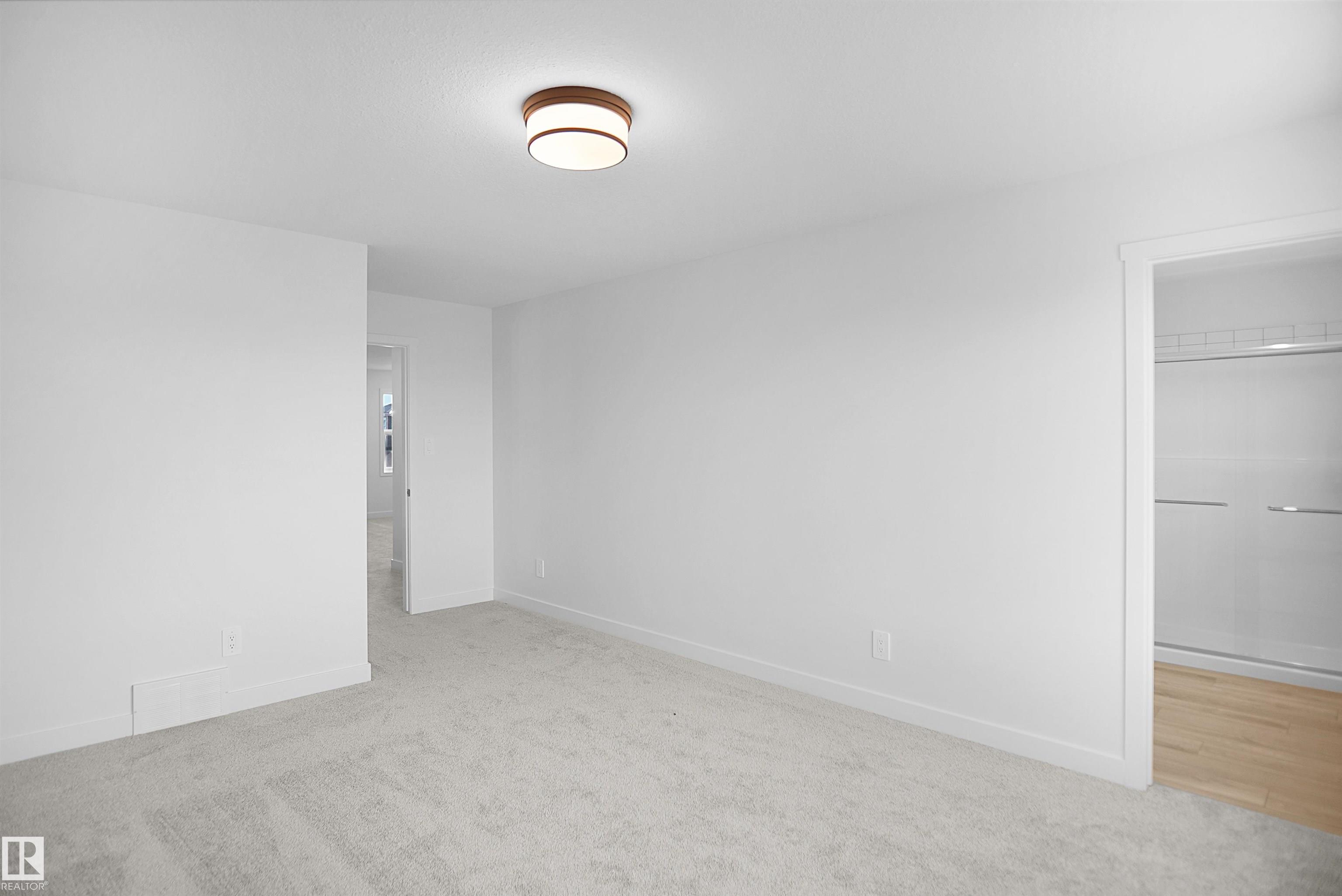 https://zimg.paragon.ice.com/ParagonImages/Property/PM/RAE/225412553/22/0/0/73a49b0151865048f4316476d7a60cba/1/f471967443f73ee1fb3ba6b5b9fdf460/225412553-A7CF0876-8C97-4B6A-91D2-DD892ECD6066.JPG