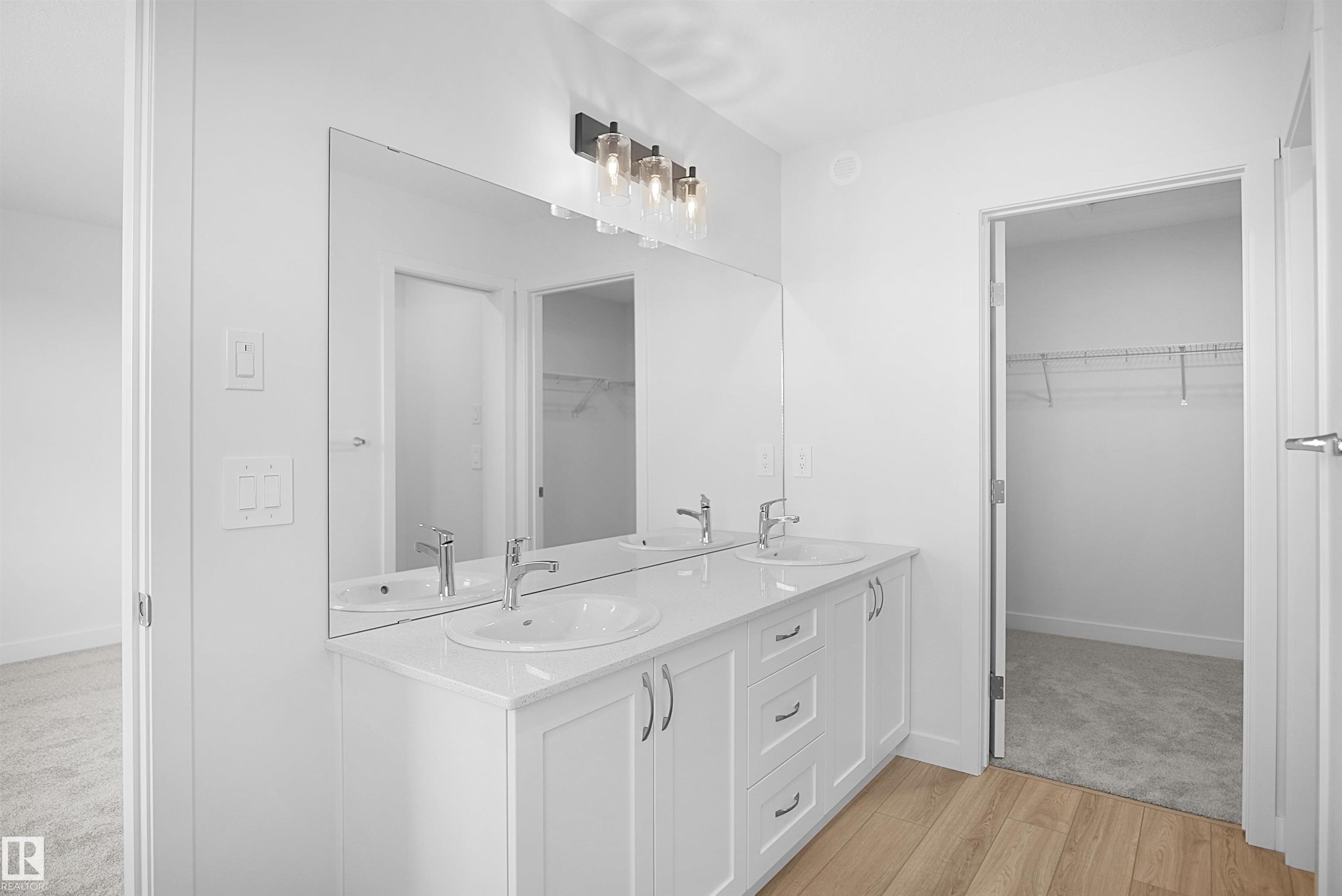 https://zimg.paragon.ice.com/ParagonImages/Property/PM/RAE/225412553/23/0/0/641f3d307e634e43cec3c2da08f5963a/1/f471967443f73ee1fb3ba6b5b9fdf460/225412553-007B39D3-8C3C-4C1F-9DD7-E6696979C02C.JPG