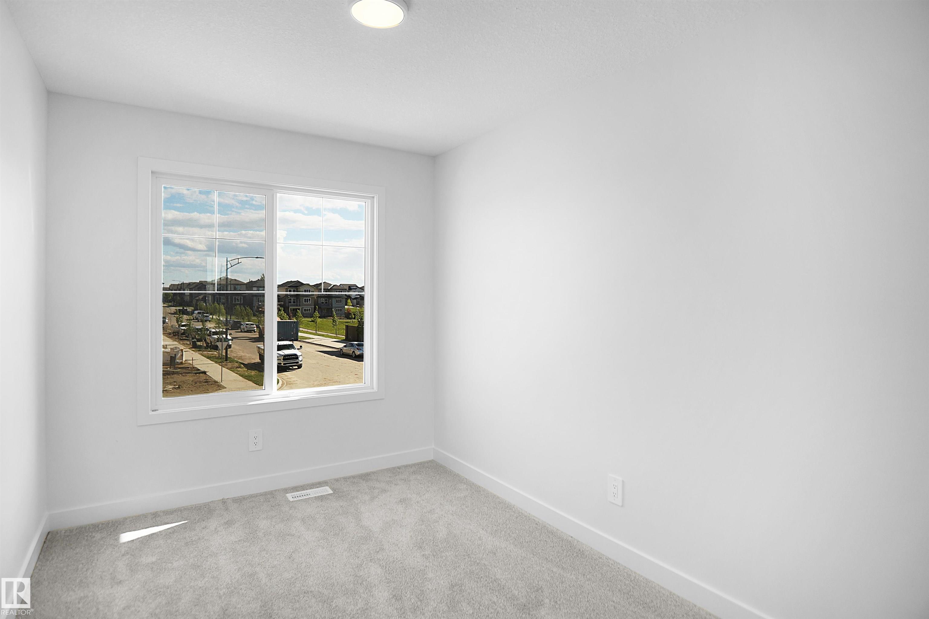 https://zimg.paragon.ice.com/ParagonImages/Property/PM/RAE/225412553/30/0/0/ede9bfa589a37b16d362fa4bc99bb7d9/1/f471967443f73ee1fb3ba6b5b9fdf460/225412553-B26C438A-695F-460D-AD1E-EDE7D64C975A.JPG