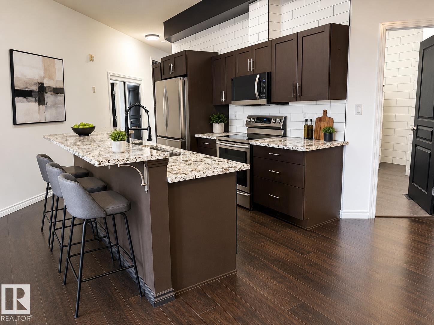 https://zimg.paragon.ice.com/ParagonImages/Property/PM/RAE/225412570/3/0/0/a7a94c9ee8228626b87f1eea62d8144f/1/ef4bcc312b83c5b7c558812294a0dc9f/225412570-2c601126-2c18-4b60-a966-ac8366ed2daf.JPG