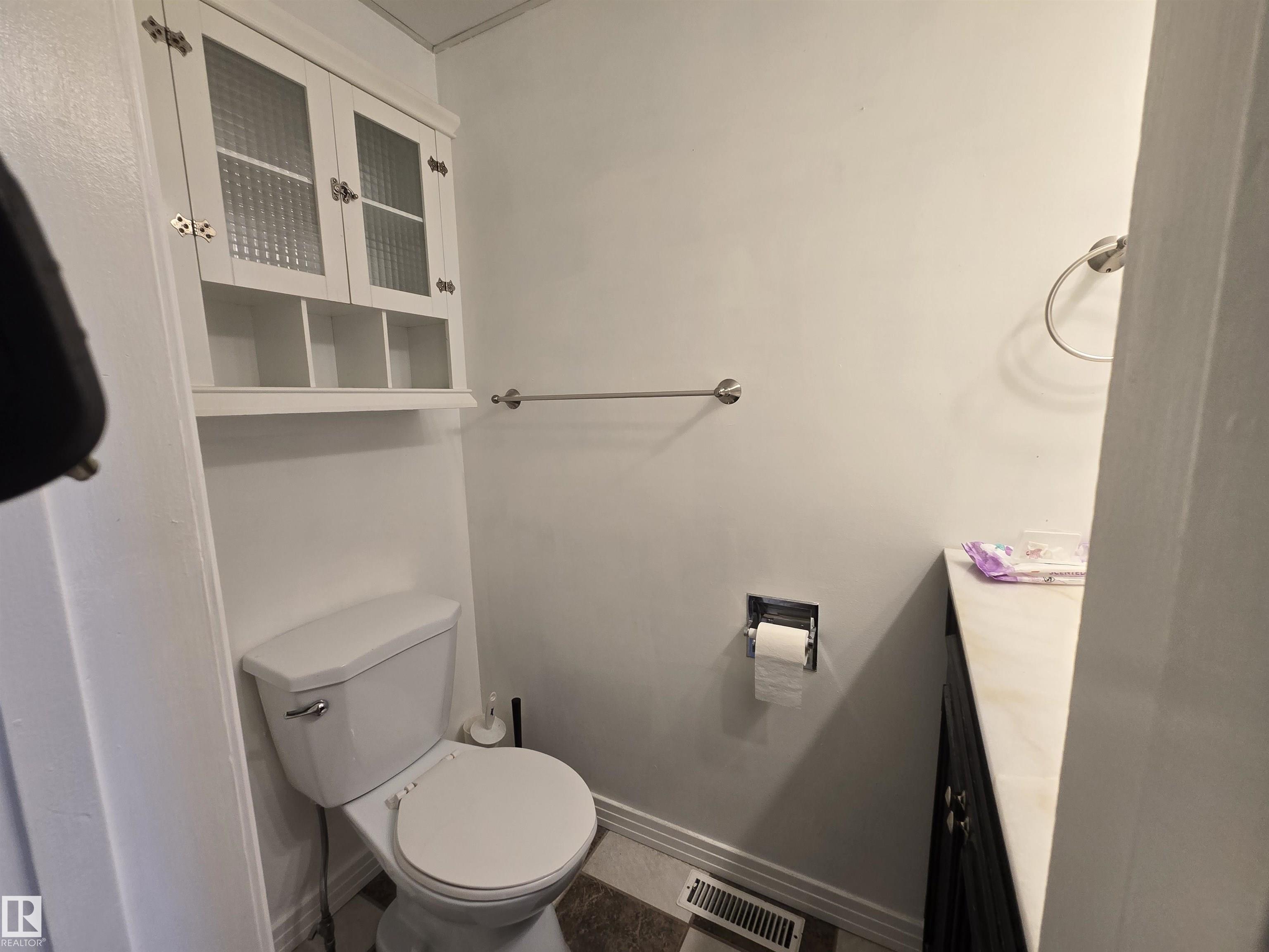 Photo 7 at 360 Northgate Terrace NW, Northmount, Edmonton
