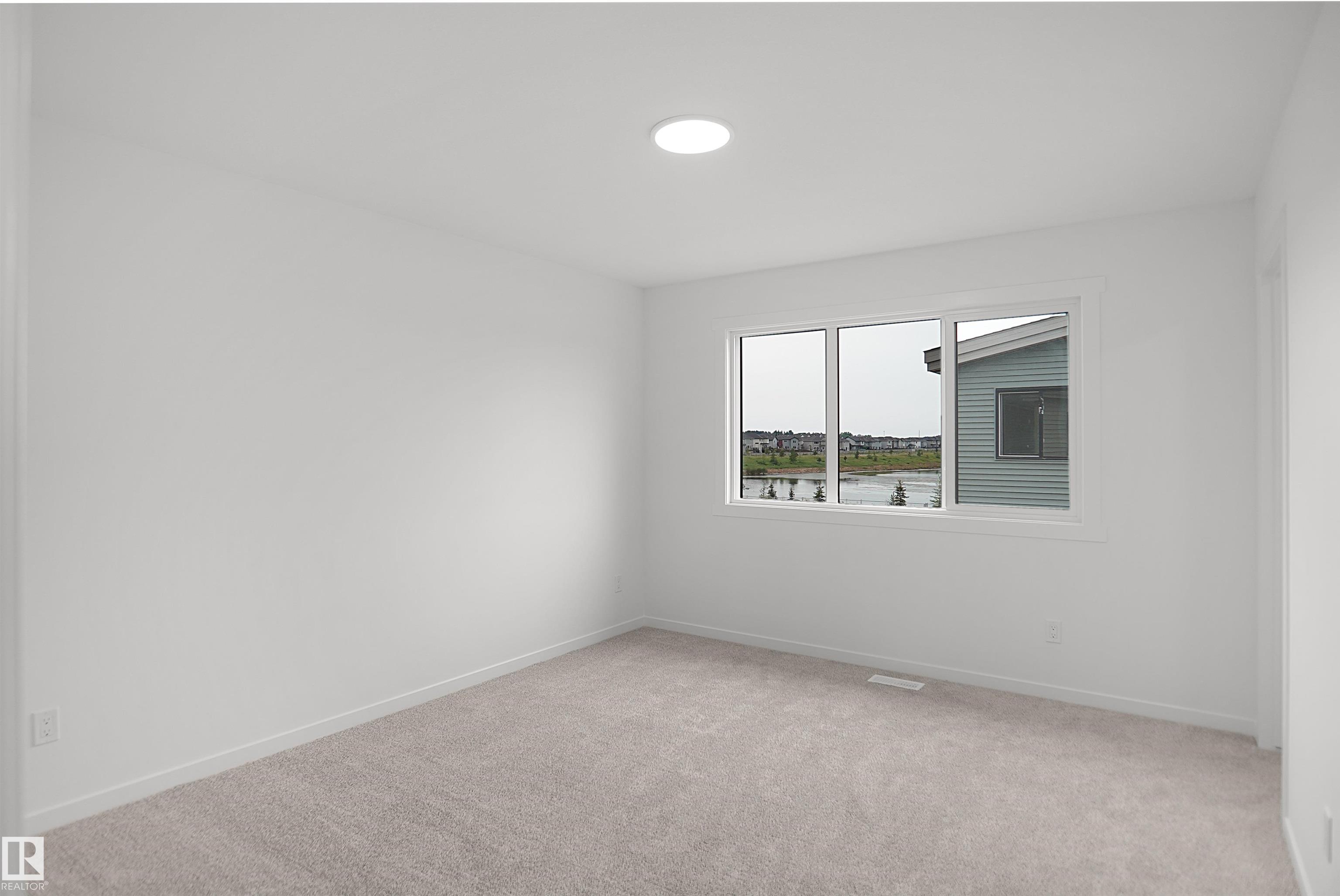 https://zimg.paragon.ice.com/ParagonImages/Property/PM/RAE/225412589/16/0/0/a71271ef3b9ceb1f6edc6e76011504b7/1/5d698e6d3c821ab5a0ec27dce92f5922/225412589-51bdfa57-5d02-4055-be1d-9d9fe652a556.JPG