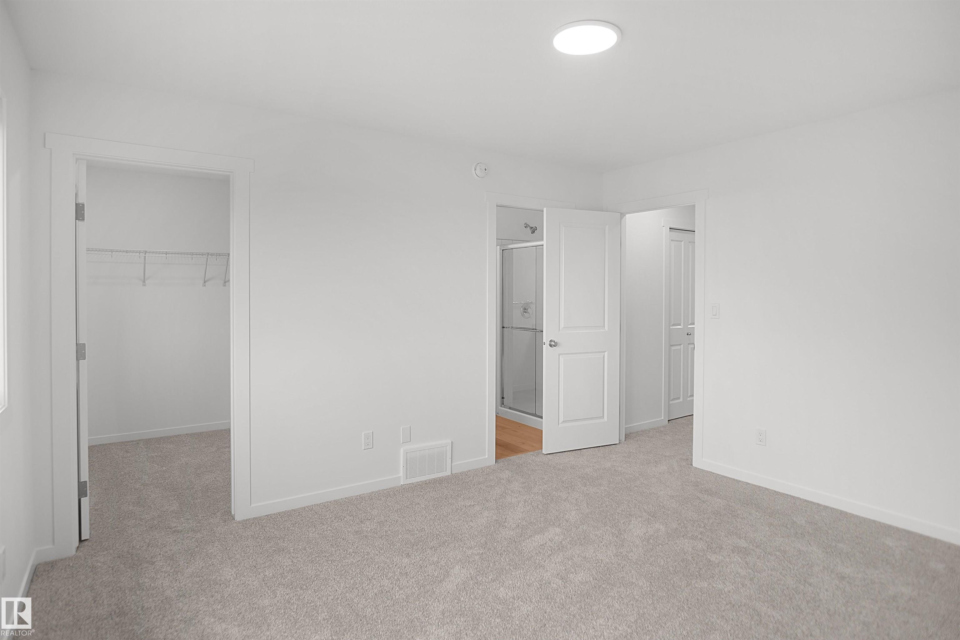 https://zimg.paragon.ice.com/ParagonImages/Property/PM/RAE/225412589/17/0/0/45184ec894b666ed70c62dc743e78662/1/5d698e6d3c821ab5a0ec27dce92f5922/225412589-52aff6e9-f687-430b-8a1d-fc5fa21288dc.JPG