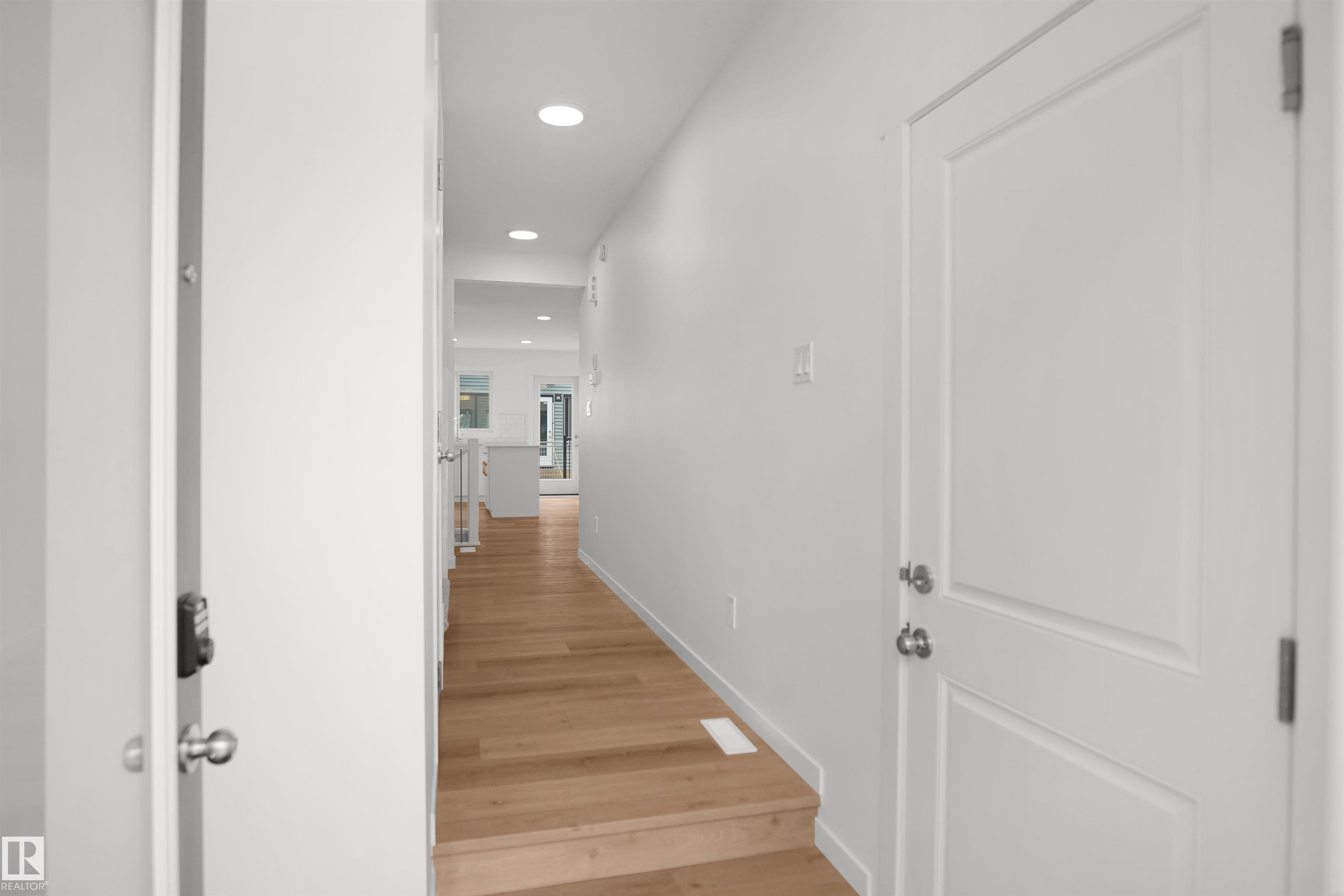 https://zimg.paragon.ice.com/ParagonImages/Property/PM/RAE/225412589/2/0/0/54b520aa4f3c4ea09943a640af7a596b/1/5d698e6d3c821ab5a0ec27dce92f5922/225412589-284cef82-eec9-4ec9-a3cf-436642c7a2f0.JPG