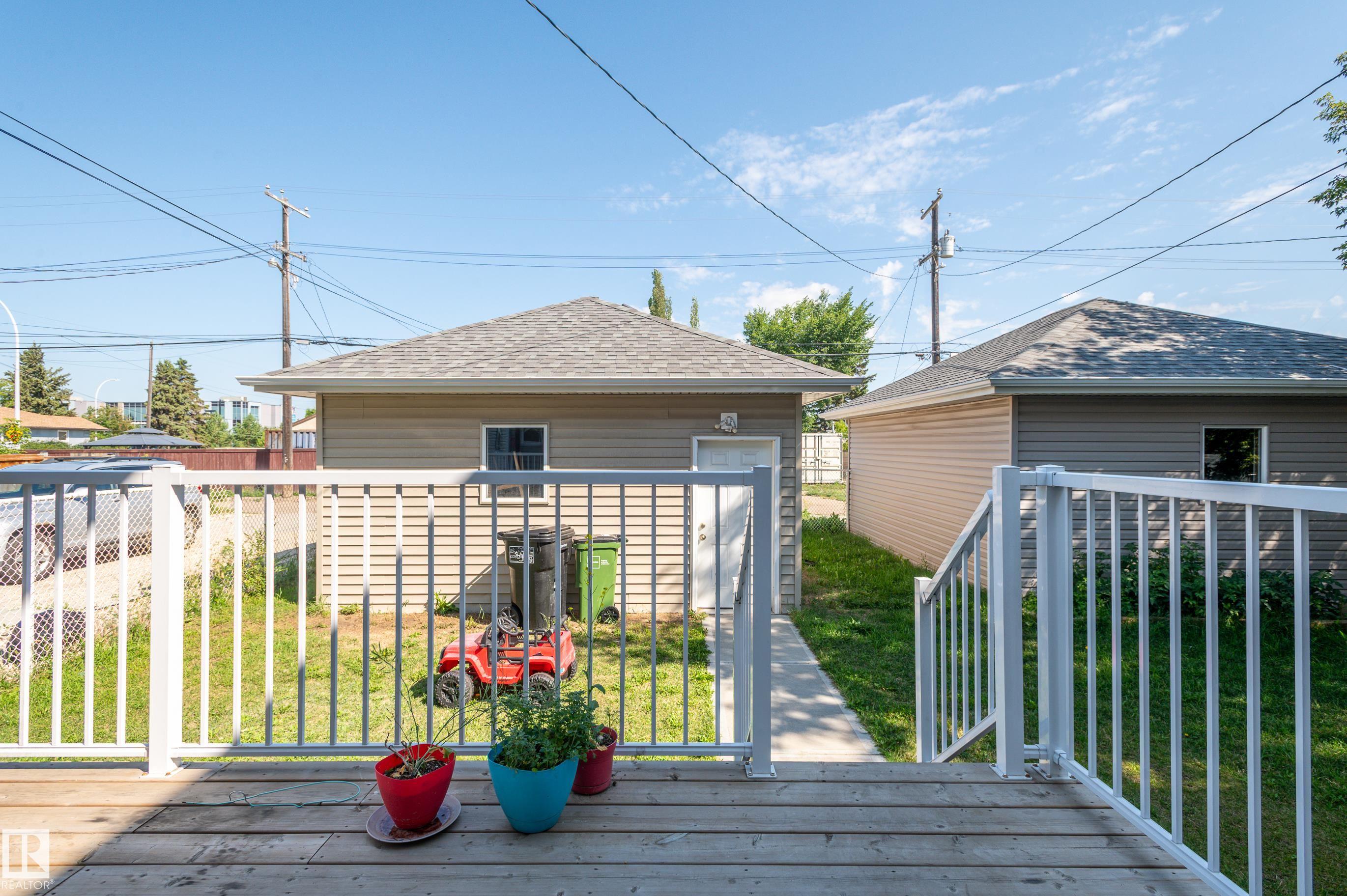 Photo 32 at 15928 100 Avenue NW, Glenwood, Edmonton
