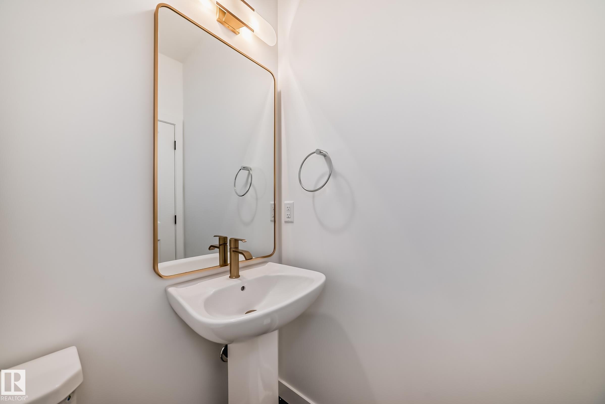 https://zimg.paragon.ice.com/ParagonImages/Property/PM/RAE/225412624/17/0/0/2bc4121594745a25594c9d63bcf1097f/1/e911a193e11406528fef12d085208a84/225412624-c644201f-c178-4c4c-966b-d88f7ce1e9f7.JPG