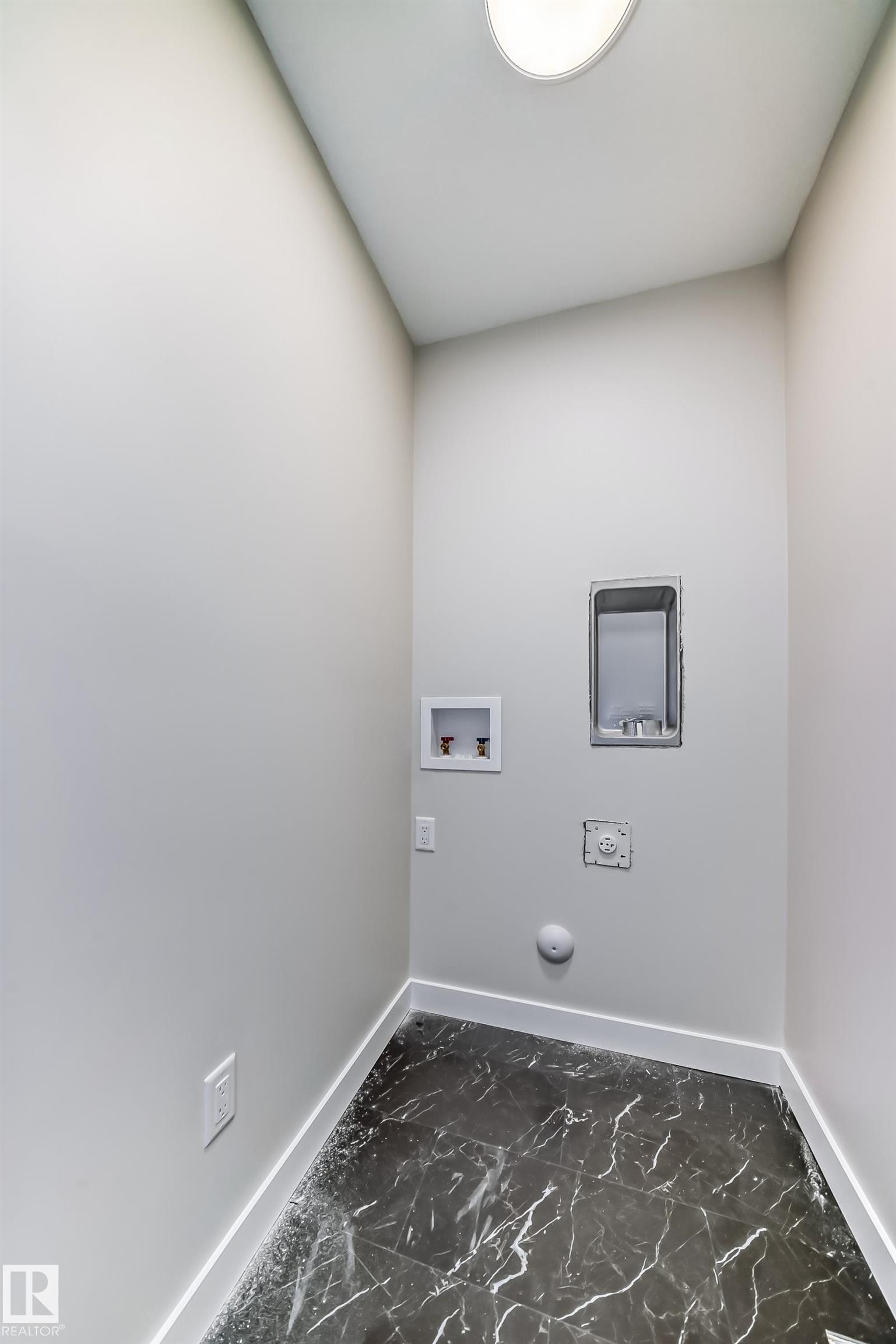 https://zimg.paragon.ice.com/ParagonImages/Property/PM/RAE/225412624/33/0/0/e1a496ed52fbebe6139cfc2d25b1e068/1/e911a193e11406528fef12d085208a84/225412624-439600a3-a582-42e0-9b37-c9e6fe0dca24.JPG