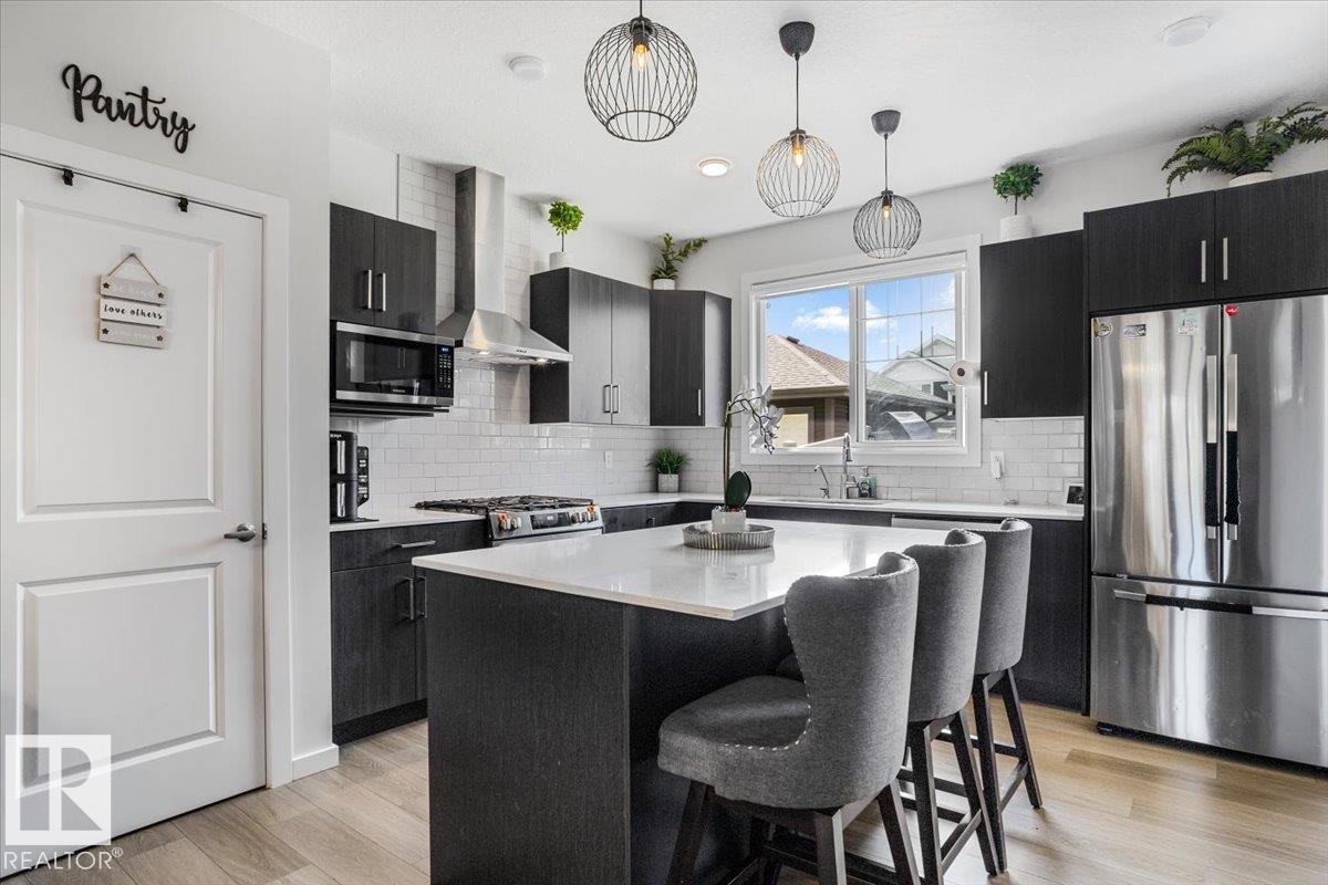 Photo 8 at 6355 Greenaway Avenue NW, Griesbach, Edmonton