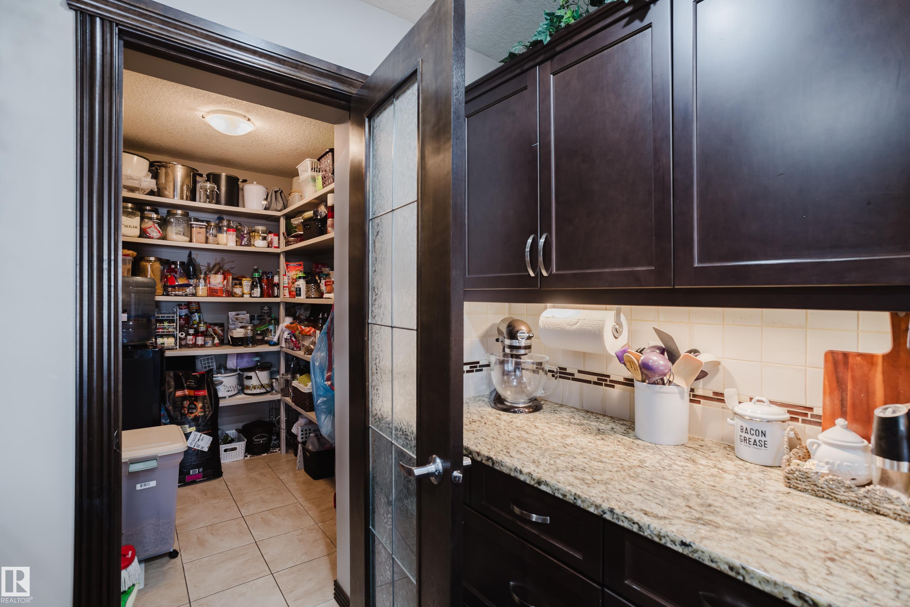 Photo 7 at 9729 159 Street NW, Glenwood, Edmonton