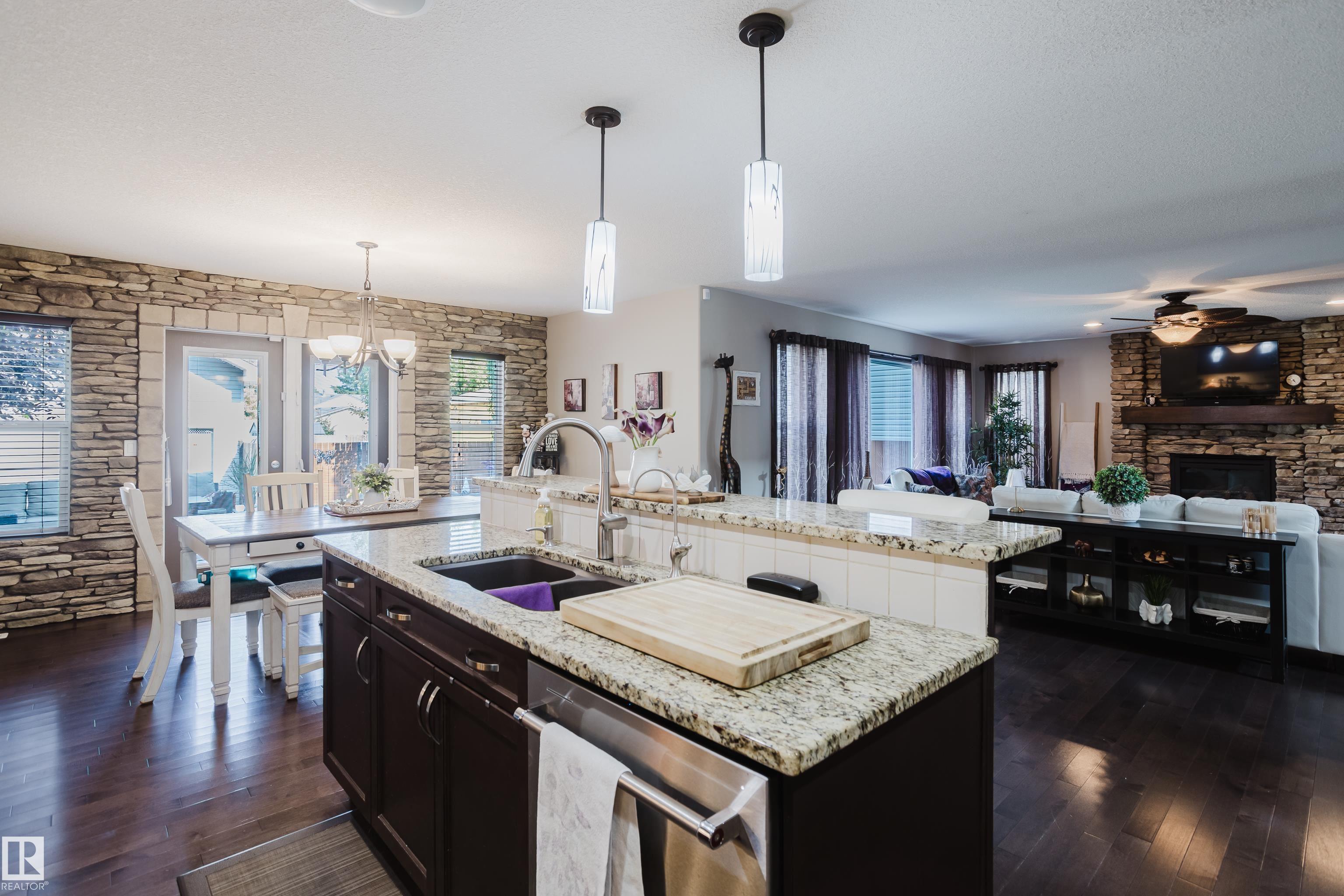 Photo 10 at 9729 159 Street NW, Glenwood, Edmonton