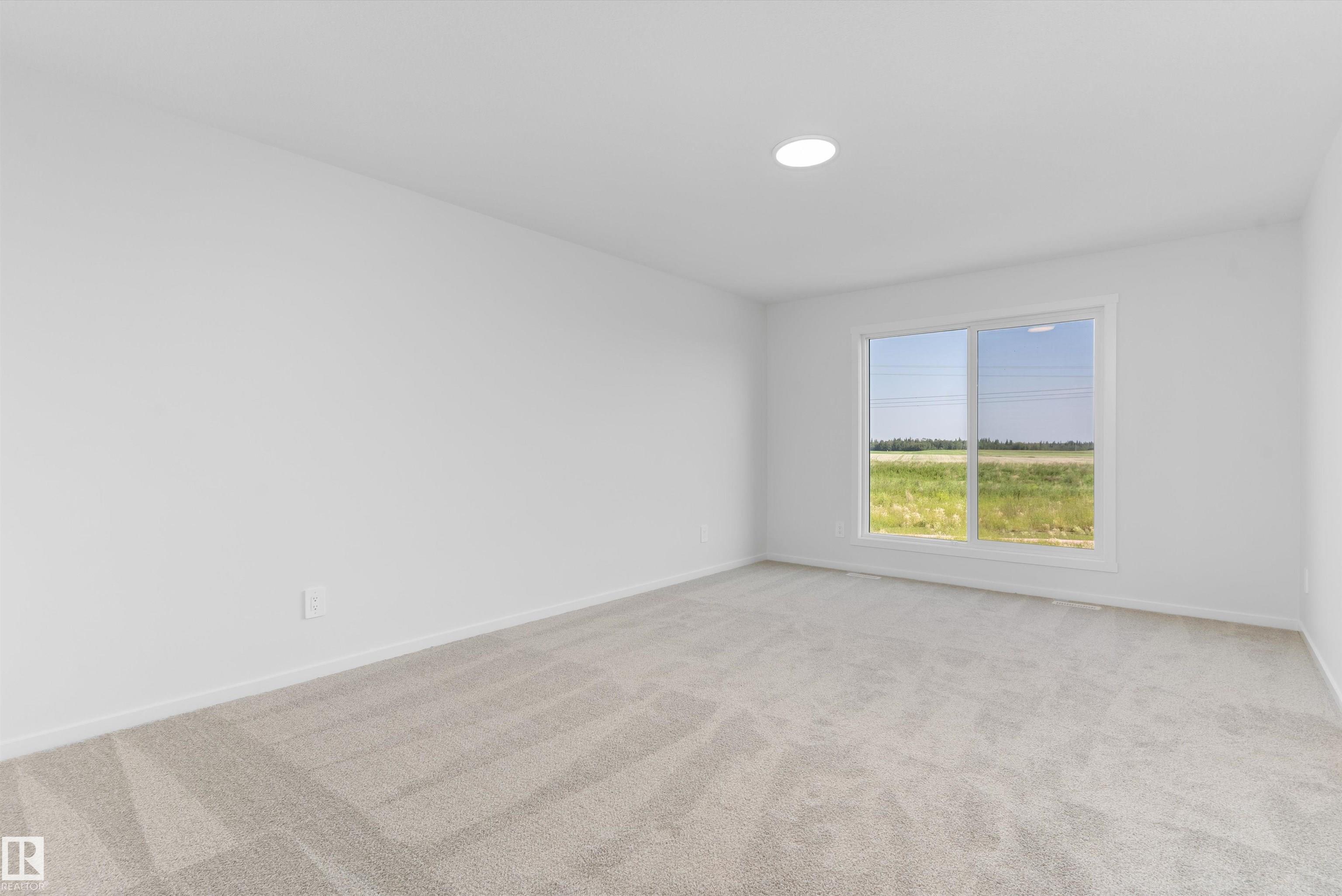 https://zimg.paragon.ice.com/ParagonImages/Property/PM/RAE/225412651/18/0/0/f5f063b45333e1975a4ca54a688d3c13/1/1c36f3f52f72b98506cce4a958ed4a4b/225412651-859b8f02-c1ac-483b-9d87-36371dc3ec98.JPG