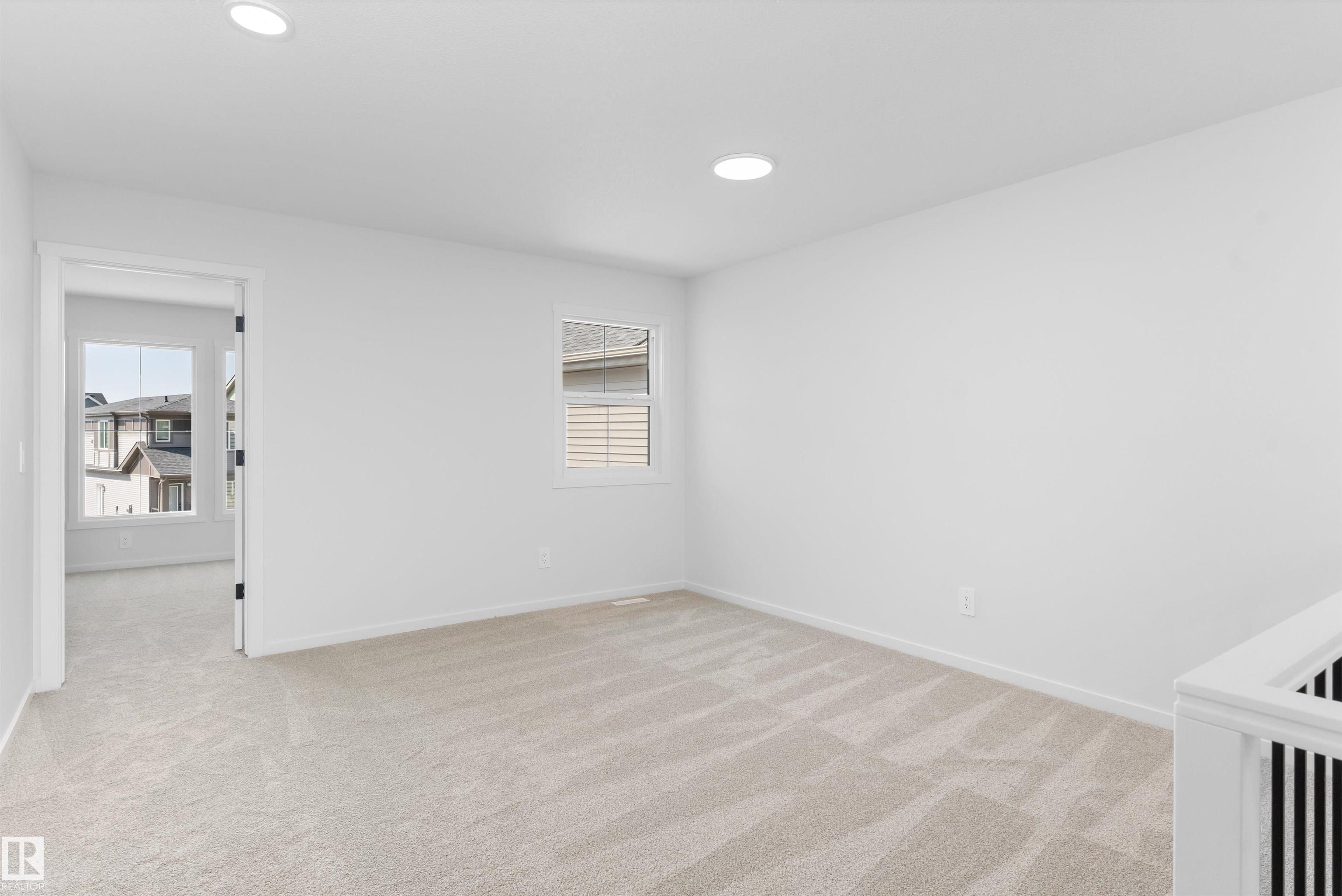 https://zimg.paragon.ice.com/ParagonImages/Property/PM/RAE/225412651/27/0/0/6b52e7ba0ec64aab58da6e0a76cf5e55/1/1c36f3f52f72b98506cce4a958ed4a4b/225412651-ea1d57ae-9323-462e-aafc-ea1ce65d55bb.JPG
