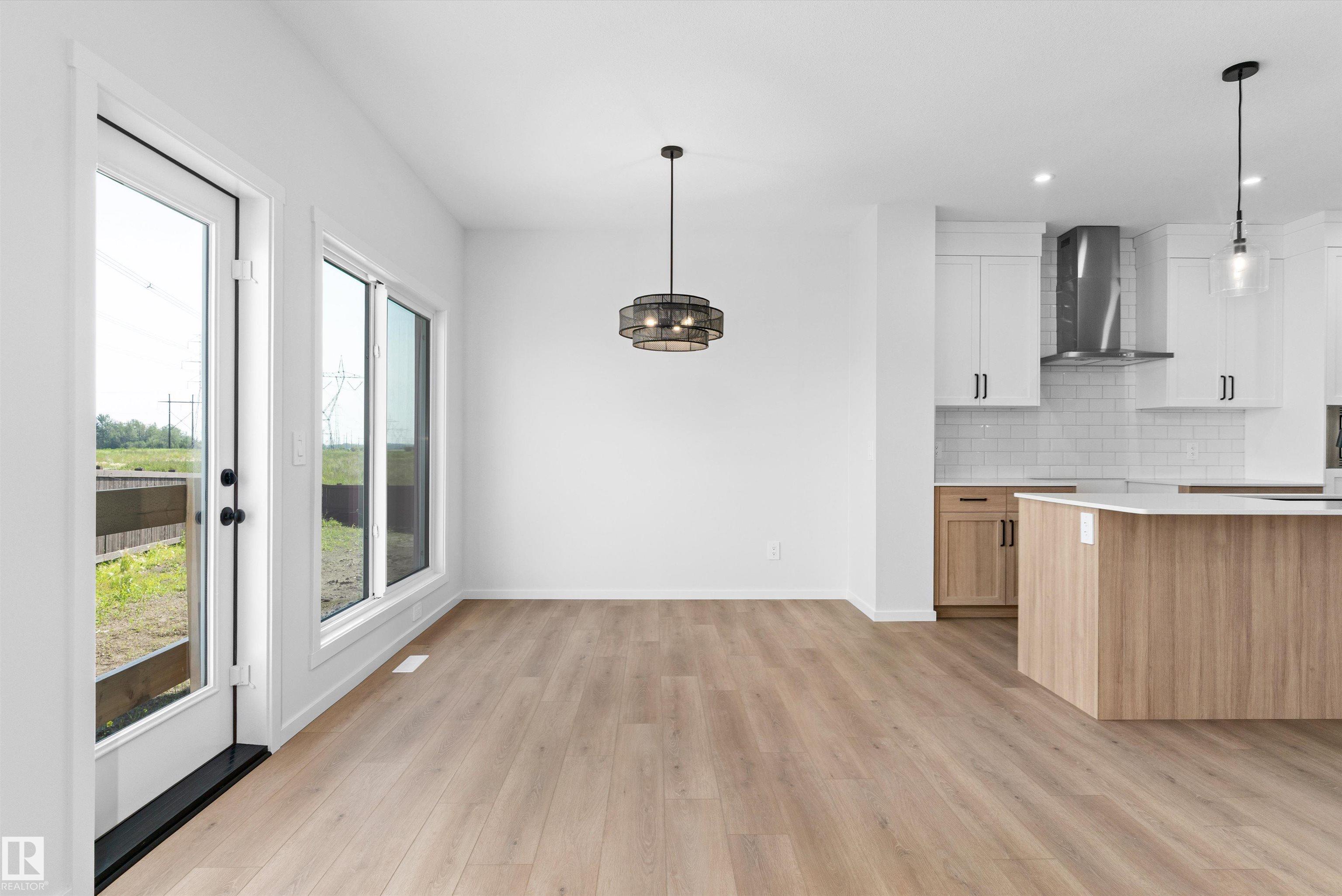 https://zimg.paragon.ice.com/ParagonImages/Property/PM/RAE/225412651/8/0/0/5c5309b996b0f4c0022d4e80557a47f6/1/1c36f3f52f72b98506cce4a958ed4a4b/225412651-286c678d-0343-401f-a1e1-4ac2ca85d980.JPG