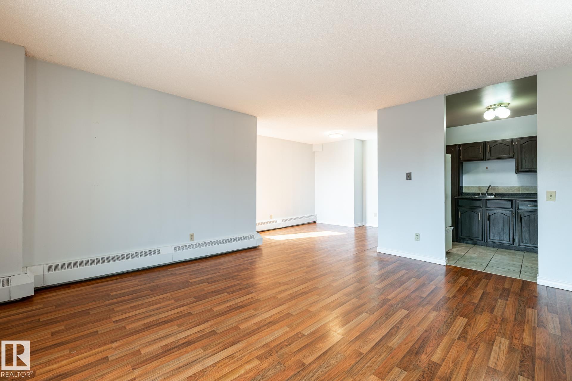 https://zimg.paragon.ice.com/ParagonImages/Property/PM/RAE/225412666/16/0/0/683841b92208015b2fd4ea6d465683bb/1/387f2c48e83f68582528b912e89ae886/225412666-6d7911ca-675b-45b0-826d-d1cba9fd33e7.JPG