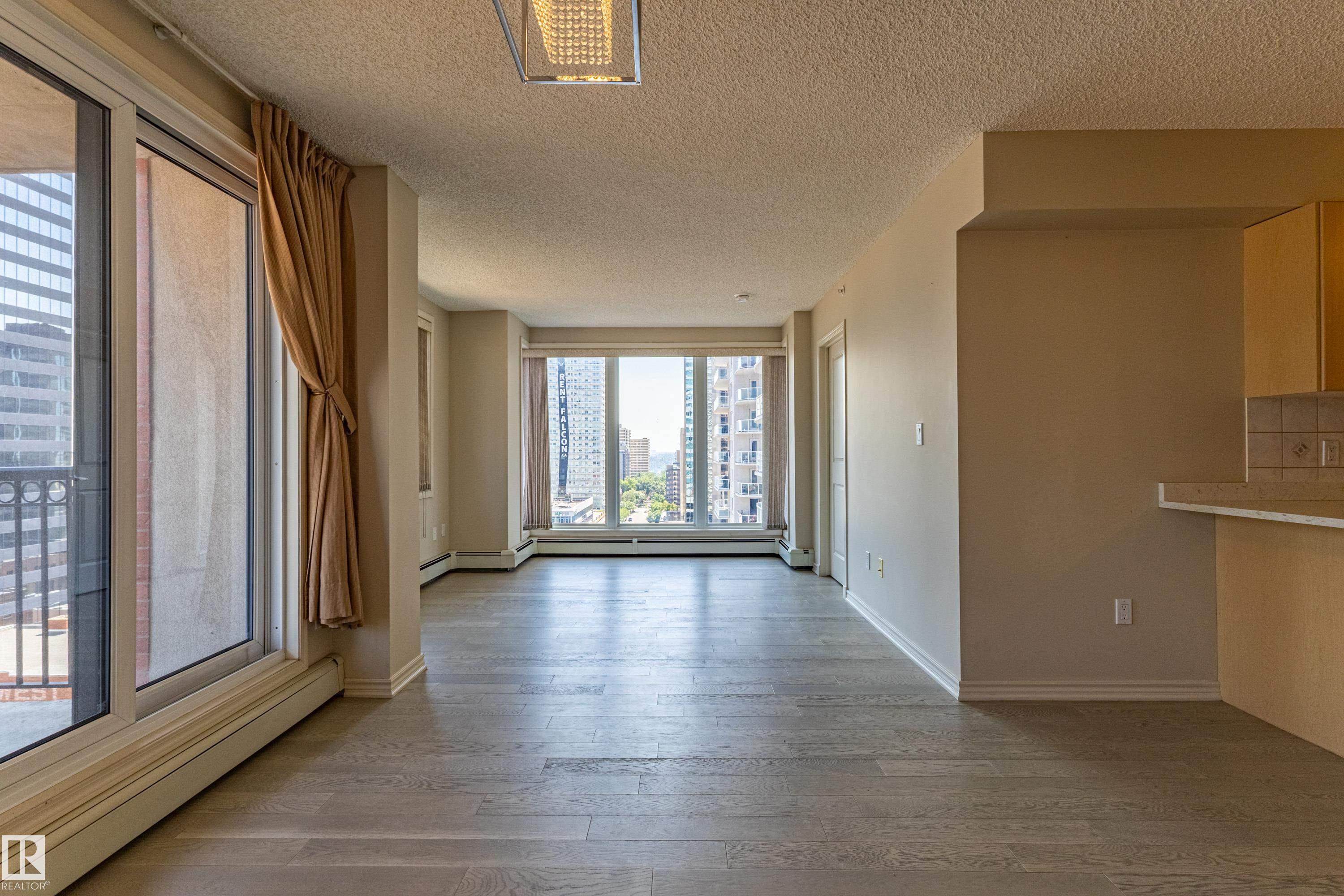 Photo 12 at 1501 - 10180 104 Street NW, Downtown, Edmonton