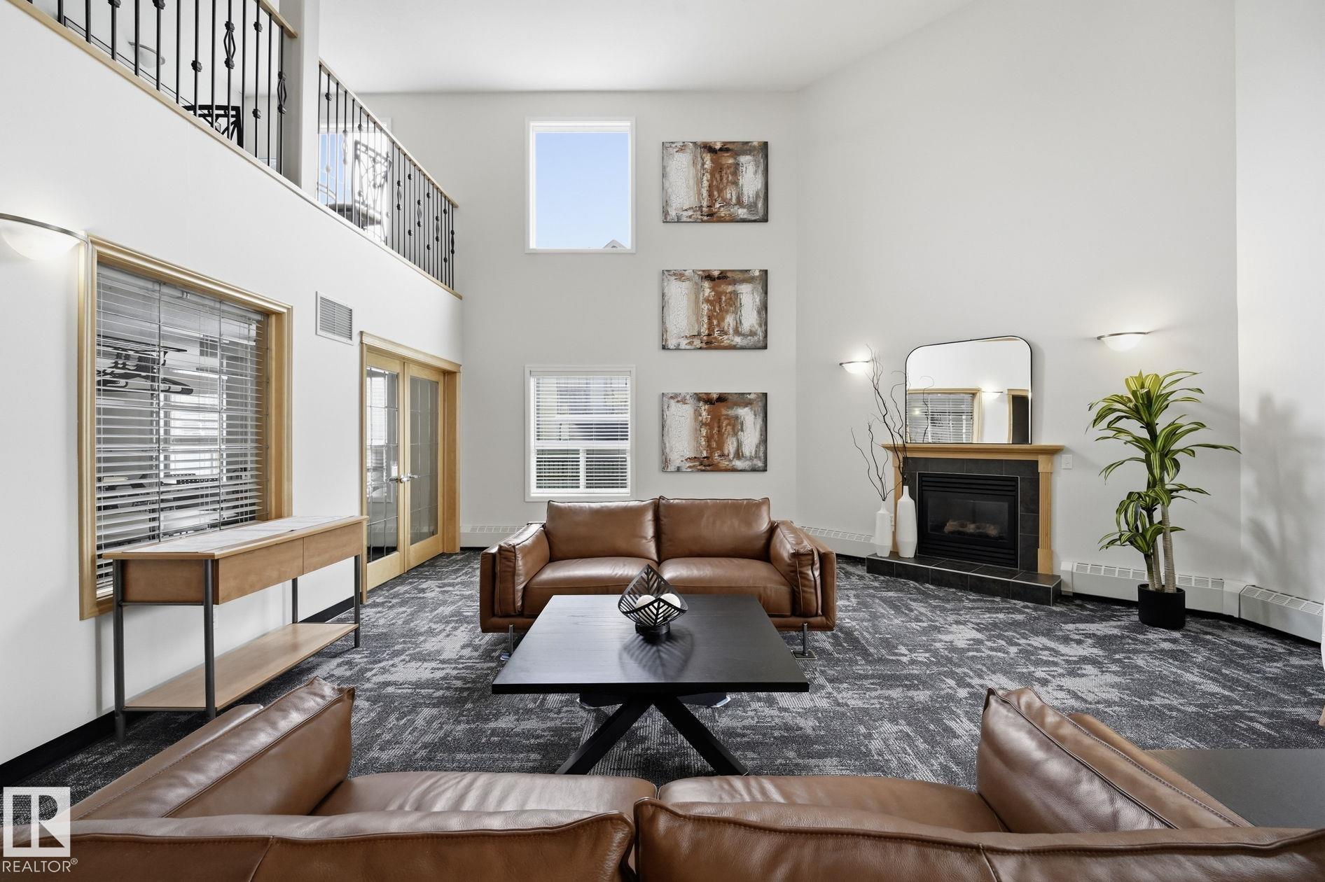 https://zimg.paragon.ice.com/ParagonImages/Property/PM/RAE/225412696/7/0/0/eede1022372023248ca2d5917606a833/1/8301a3830e875ec6ab80b47f6bfef3be/225412696-605e33ec-4c51-41b9-a268-f5213ae5fc7e.JPG