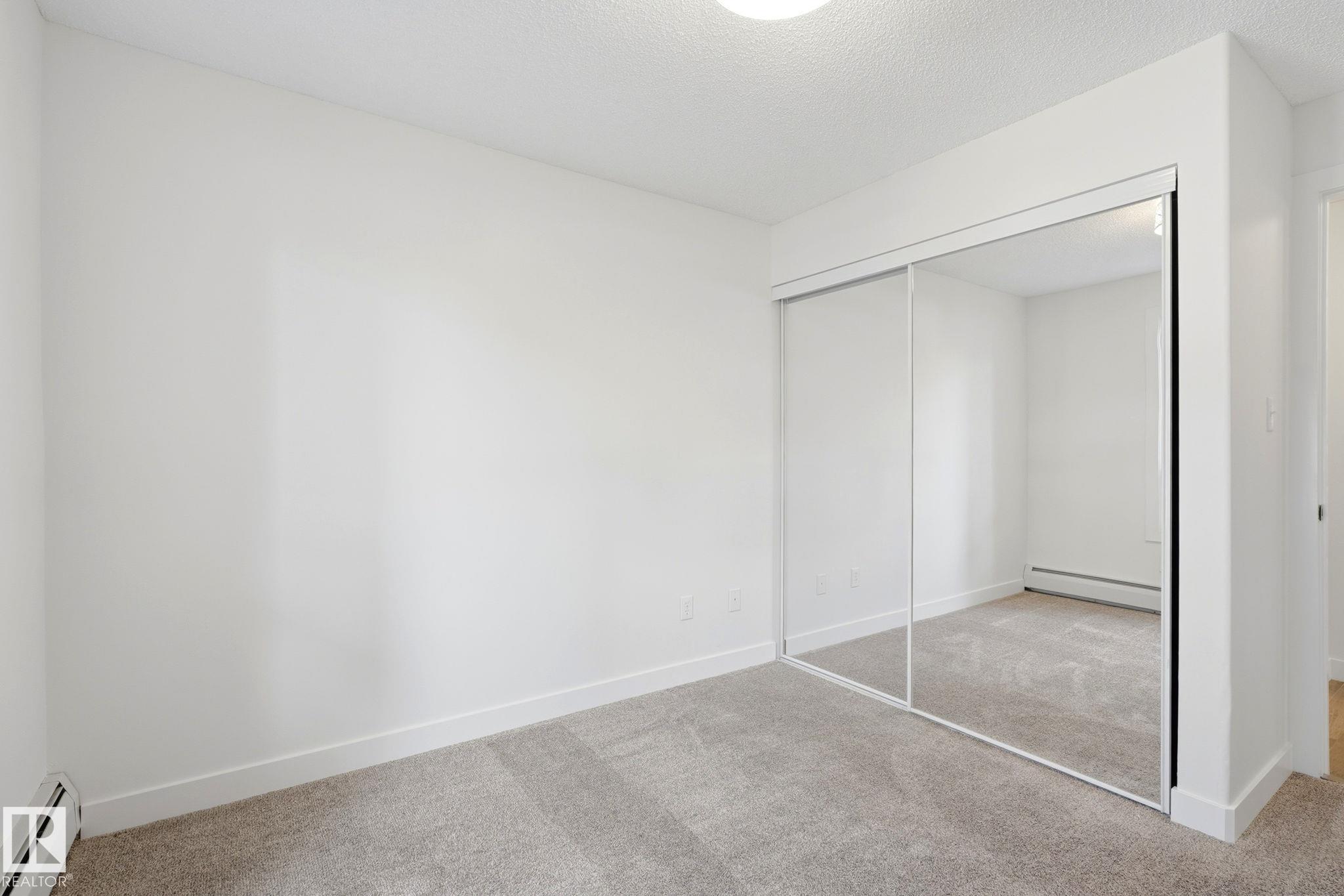 https://zimg.paragon.ice.com/ParagonImages/Property/PM/RAE/225412720/15/0/0/e4bdc59722aed7869ce30502199c8d87/1/71e6a554dd8e39cc47b16848bddd4795/225412720-a4dd1136-6d9a-4163-a4c0-f4dcd4a2ba3e.JPG