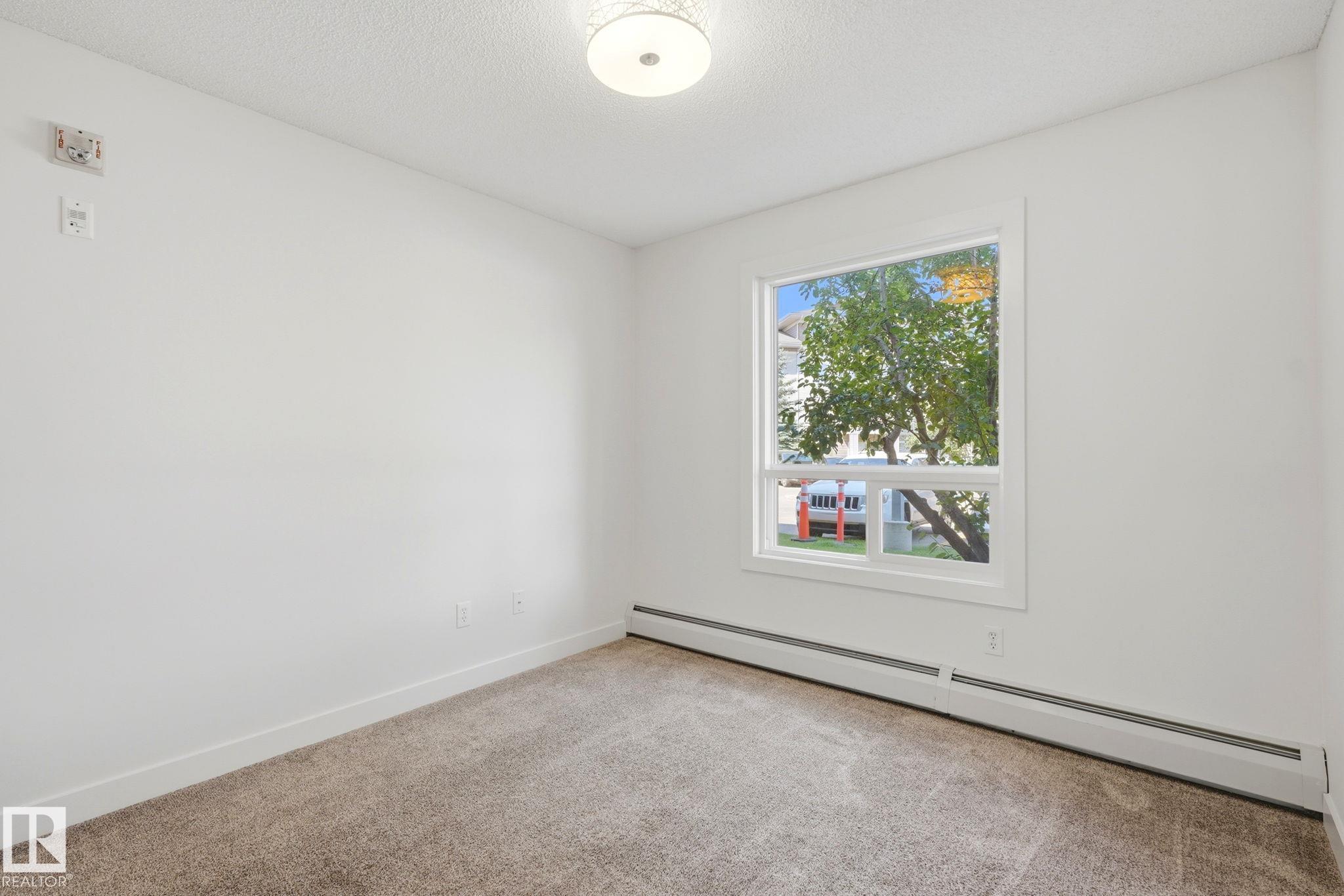 https://zimg.paragon.ice.com/ParagonImages/Property/PM/RAE/225412720/21/0/0/188e68a967da0fde4184599badf3b7ea/1/71e6a554dd8e39cc47b16848bddd4795/225412720-0259930b-ee34-4076-acbe-0469d6defcee.JPG