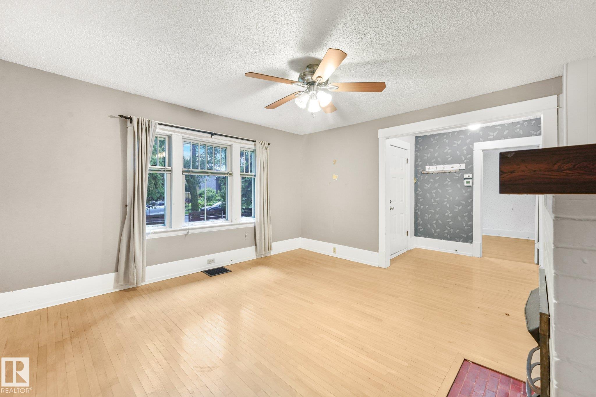 https://zimg.paragon.ice.com/ParagonImages/Property/PM/RAE/225412721/18/0/0/e6836ead2263aea923e8fb60bf06be1f/1/57893d89b5704fb46bb194b0eb8a9f64/225412721-1fb6b3a5-4c94-4f56-a53f-990392edf83d.JPG