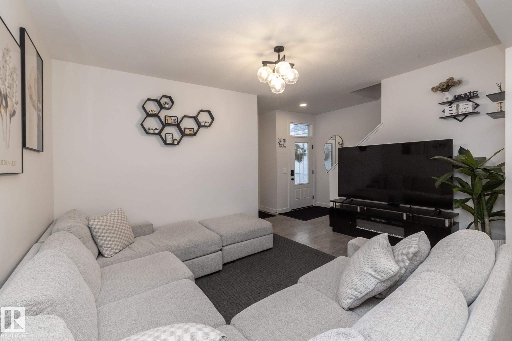 Photo 12 at 3640 214 Street NW, Edgemont, Edmonton