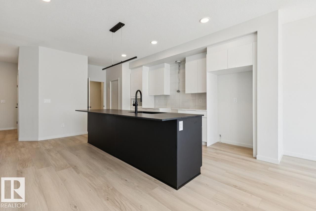 Photo 8 at 436 30 Street SW, Alces, Edmonton