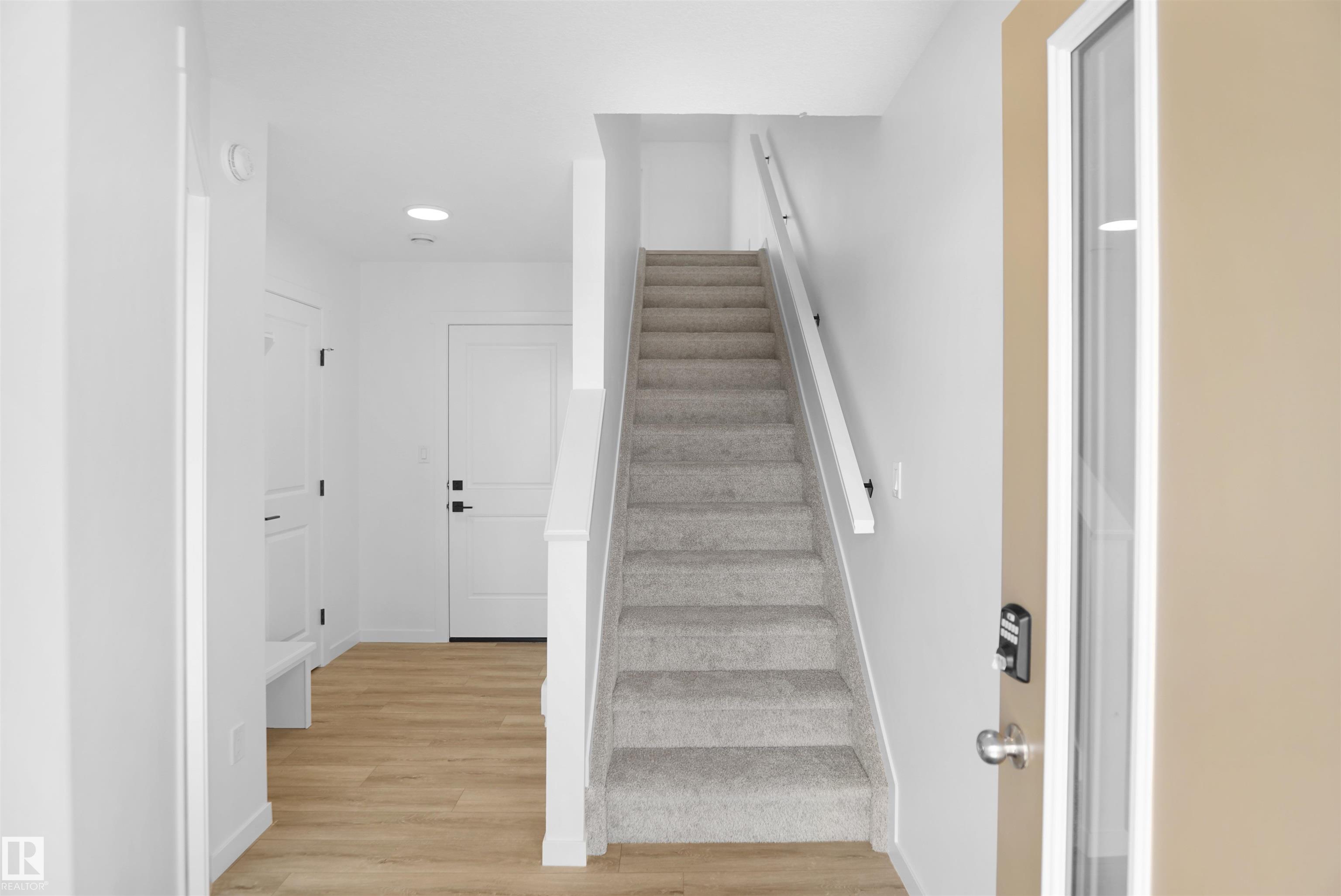 5156 River's Edge Way NW, River's Edge, Edmonton