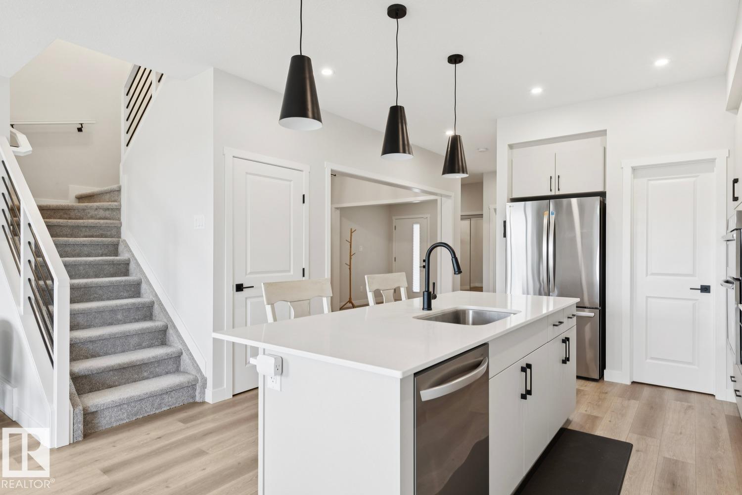 15666 18 Avenue SW, Glenridding Ravine, Edmonton
