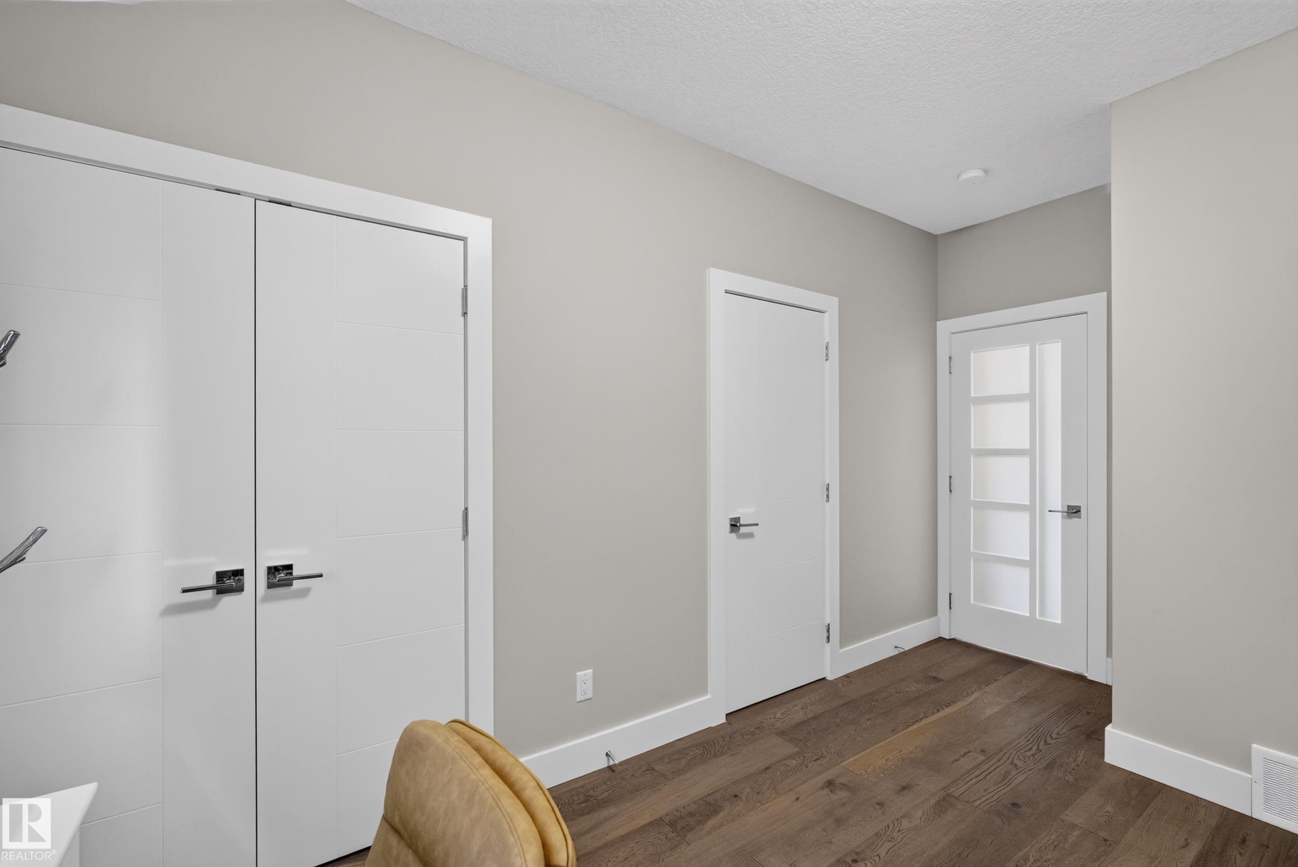 Photo 12 at 21912 80 Avenue NW, Rosenthal, Edmonton