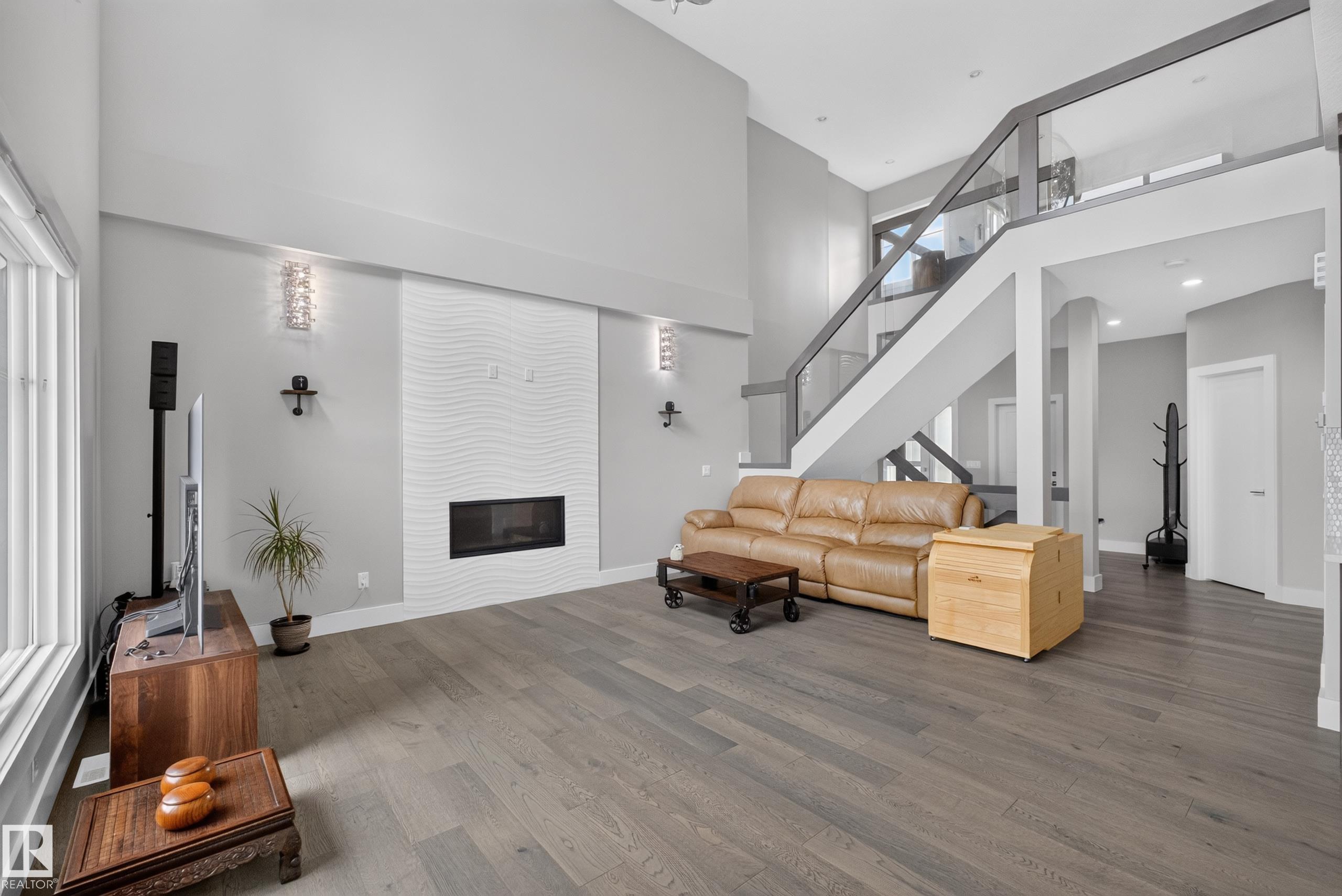 Photo 18 at 21912 80 Avenue NW, Rosenthal, Edmonton